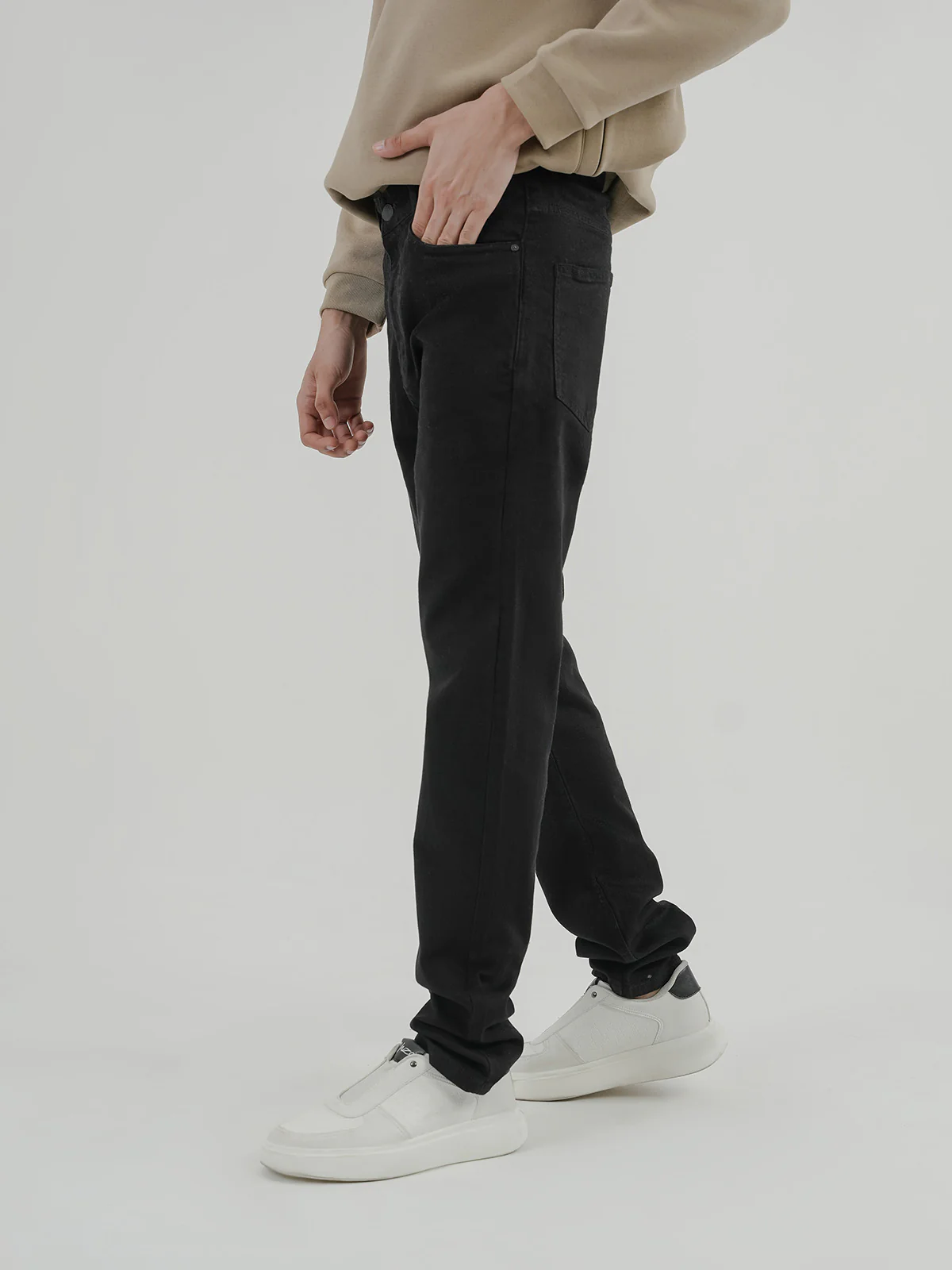 "FENNA" Comfort Slim Fit Denim Jeans - Image 2