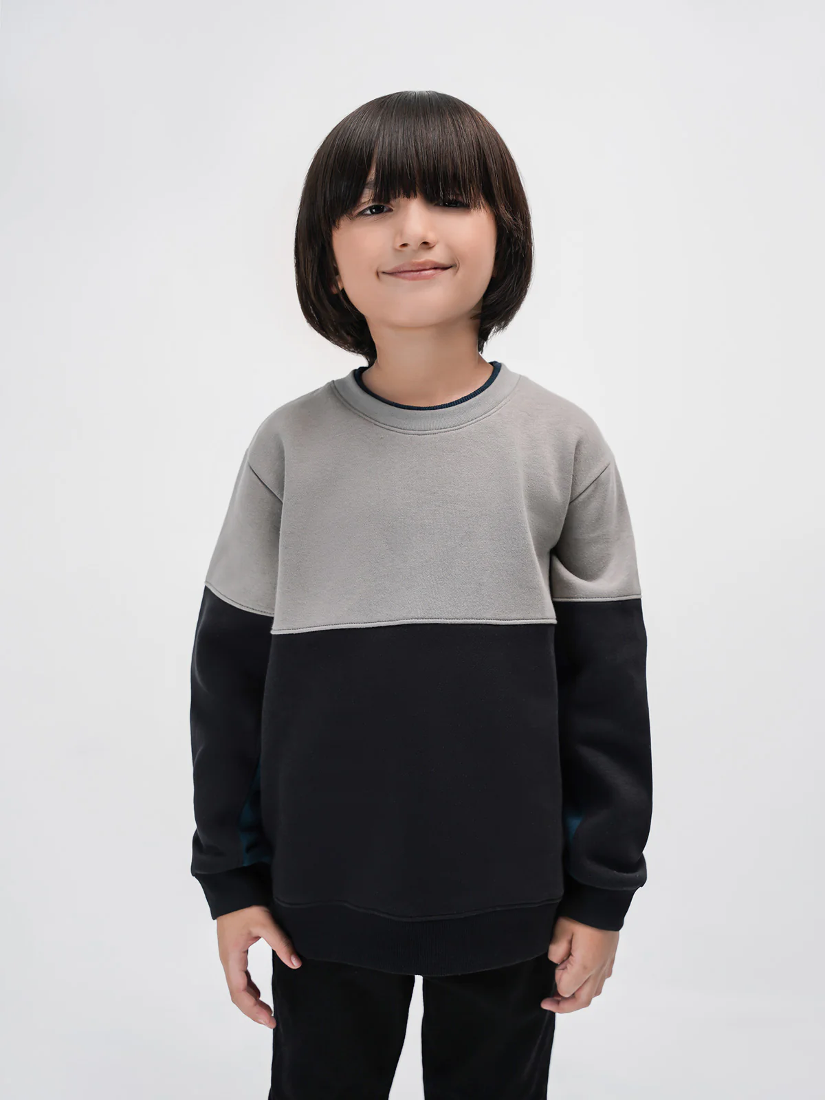 "HEALOXY" Graphic Crew Neck Sweatshirt - Image 2