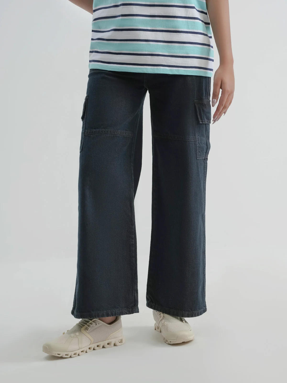 "HECTO" Cargo Fit Denim Pant