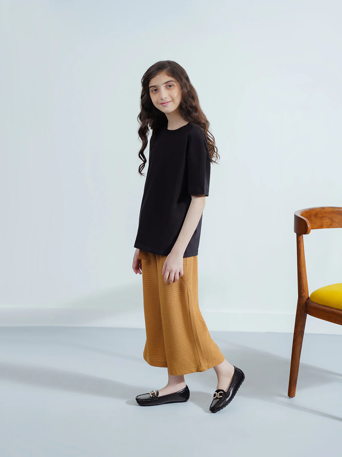 "HEDWIG" Textured Regular Fit Trouser - Image 3