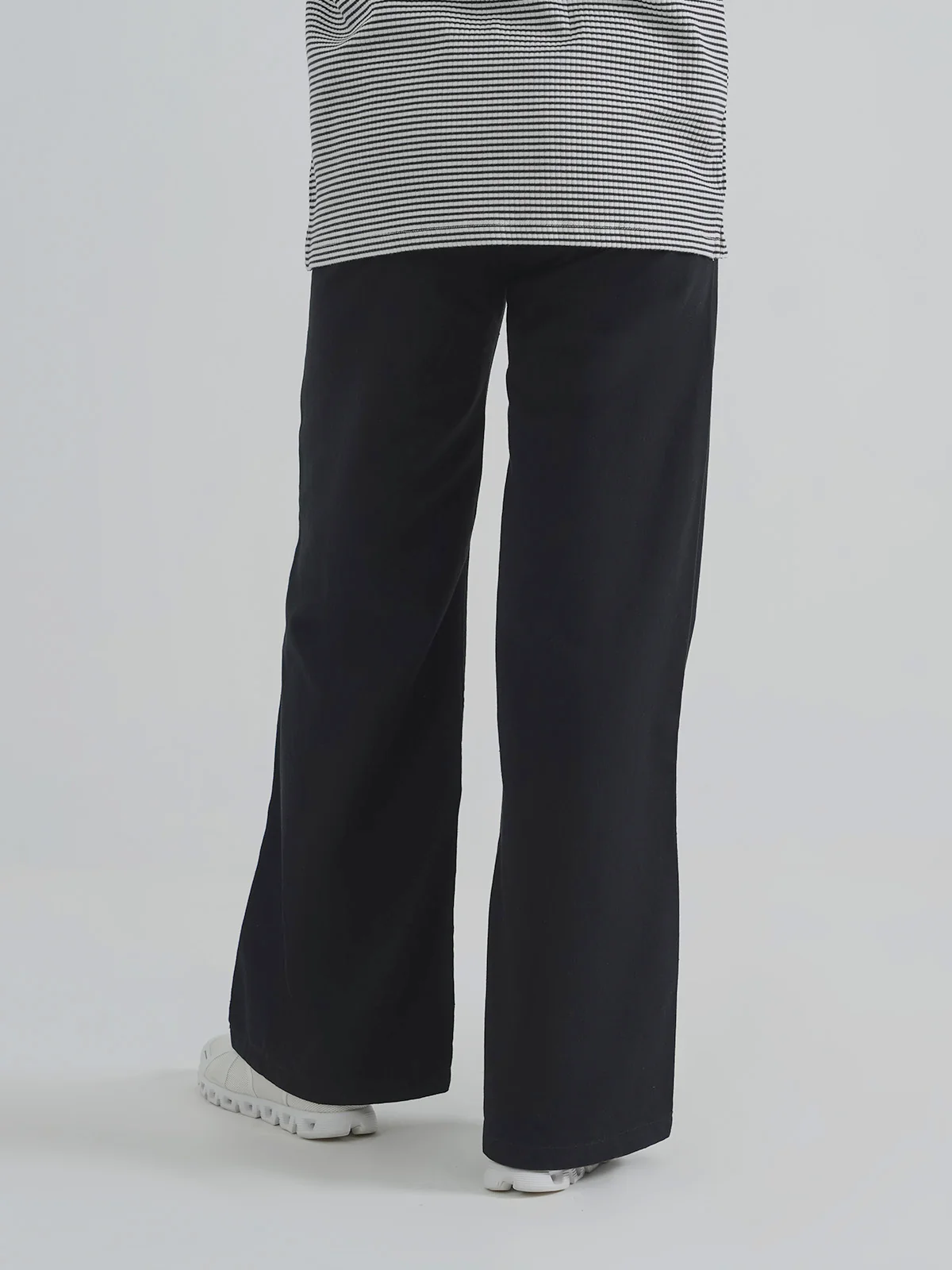 "HOSEA" Wide Leg Denim Pant - Image 4