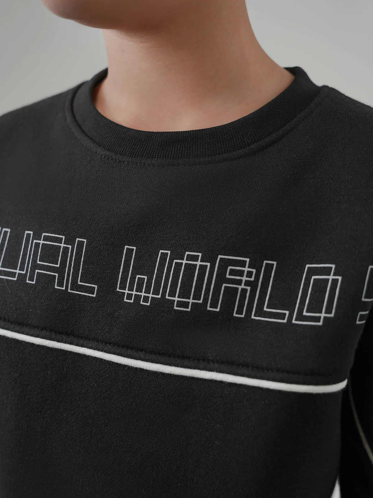 "INGRAM" Comfort Cut & Sew Fleece Sweatshirt - Image 4