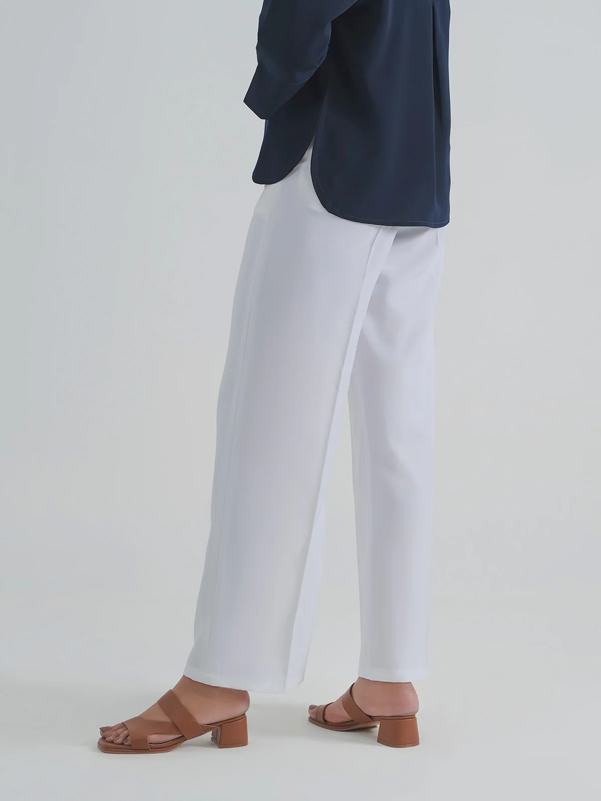 "JORGE" Cotton Basic Woven Trouser - Image 2