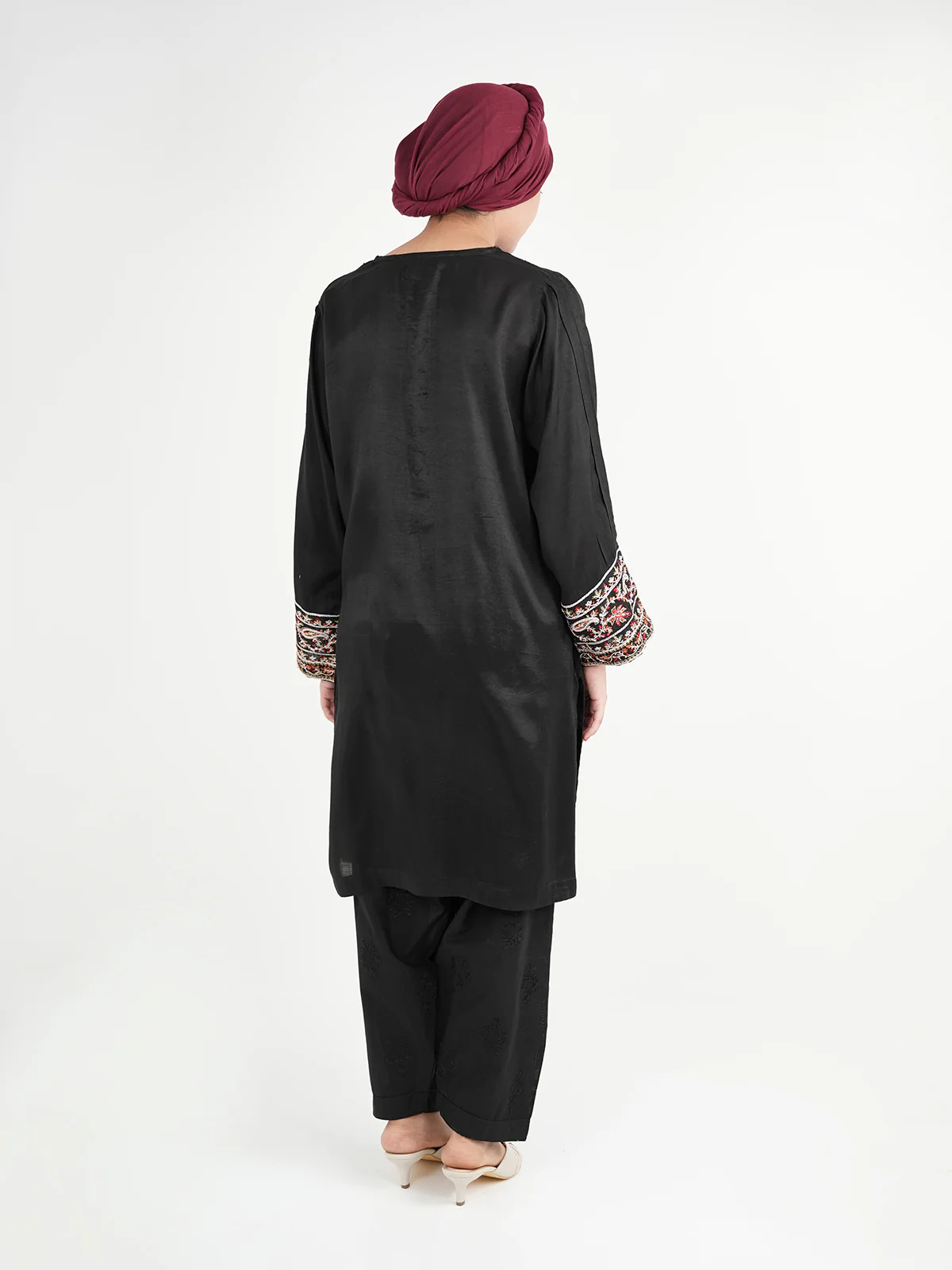T "KAELYNN" Straight Cambric Trouser - Image 4