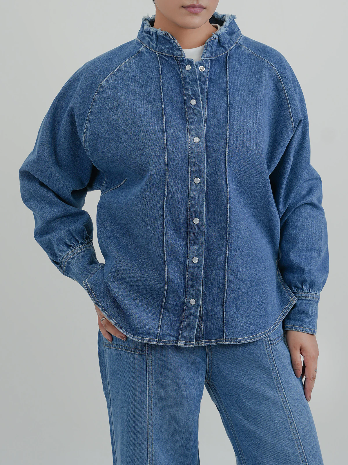 "KAINOA" Stylish Basic Denim Jacket - Image 4