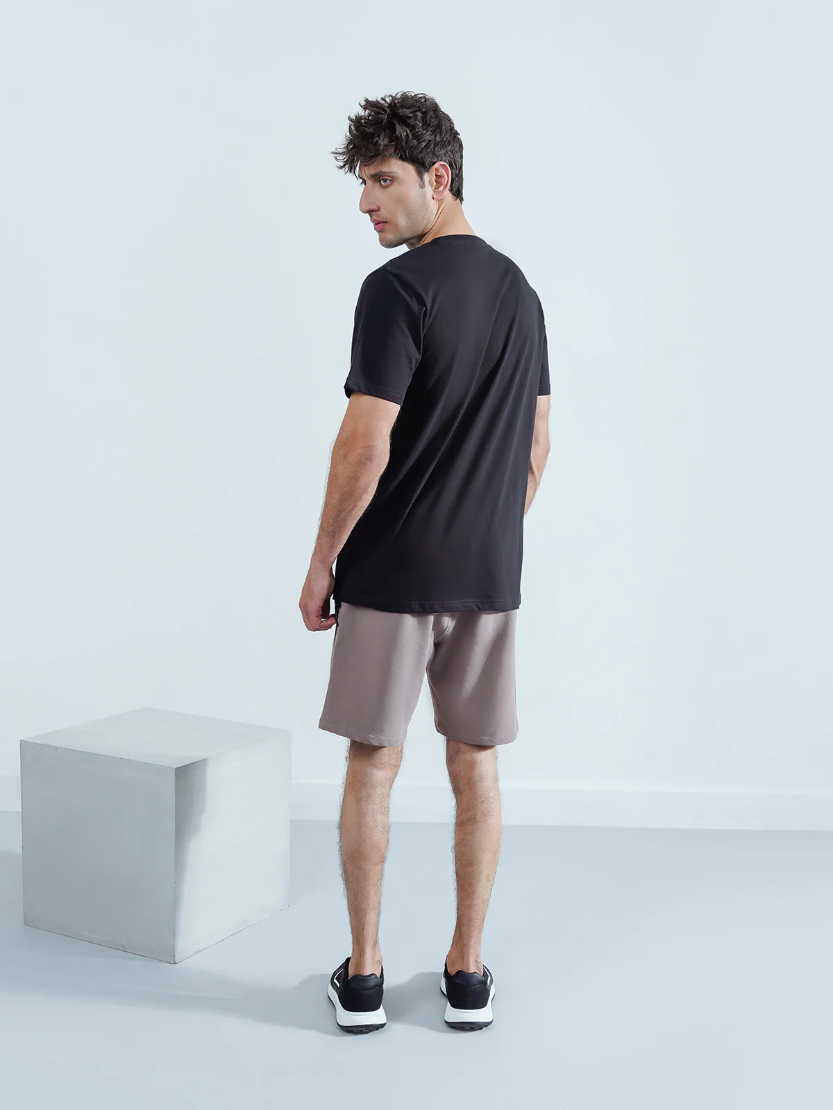 "KANONI" Classic Design Regular Short - Image 4