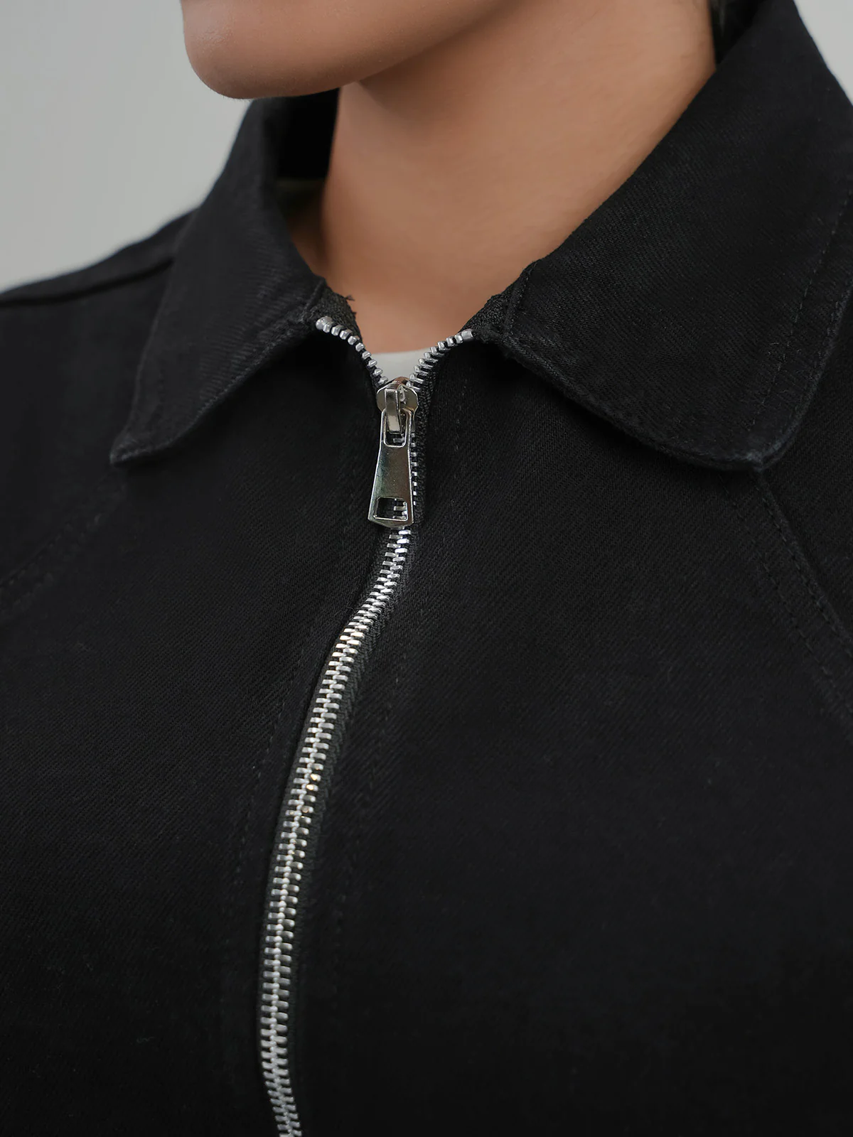"KAWEHI" Trendy Cropped Denim Jacket - Image 5