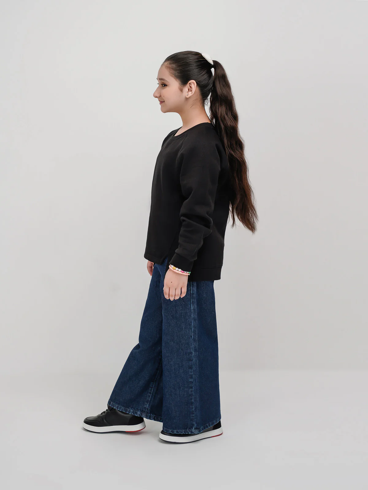 "KAYA" Stylish Fleece Sweatshirt - Image 3
