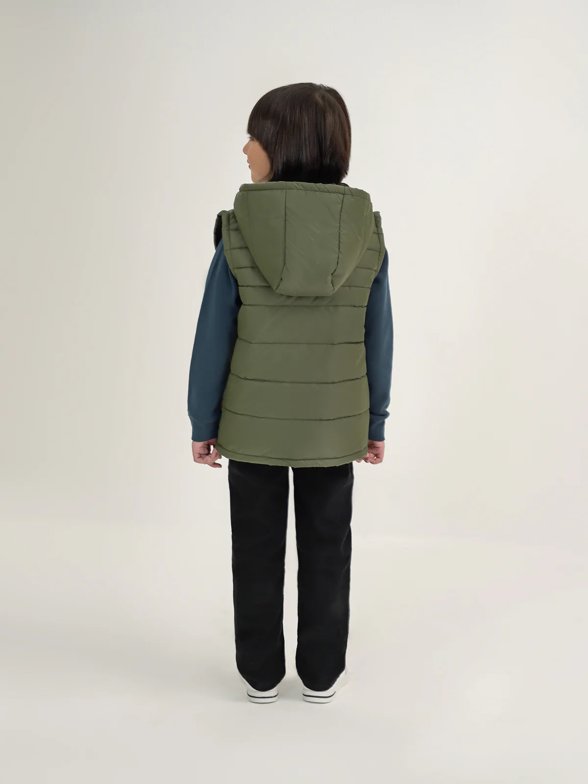 "KESHI" Sleeveless Puffer Jacket - Image 4
