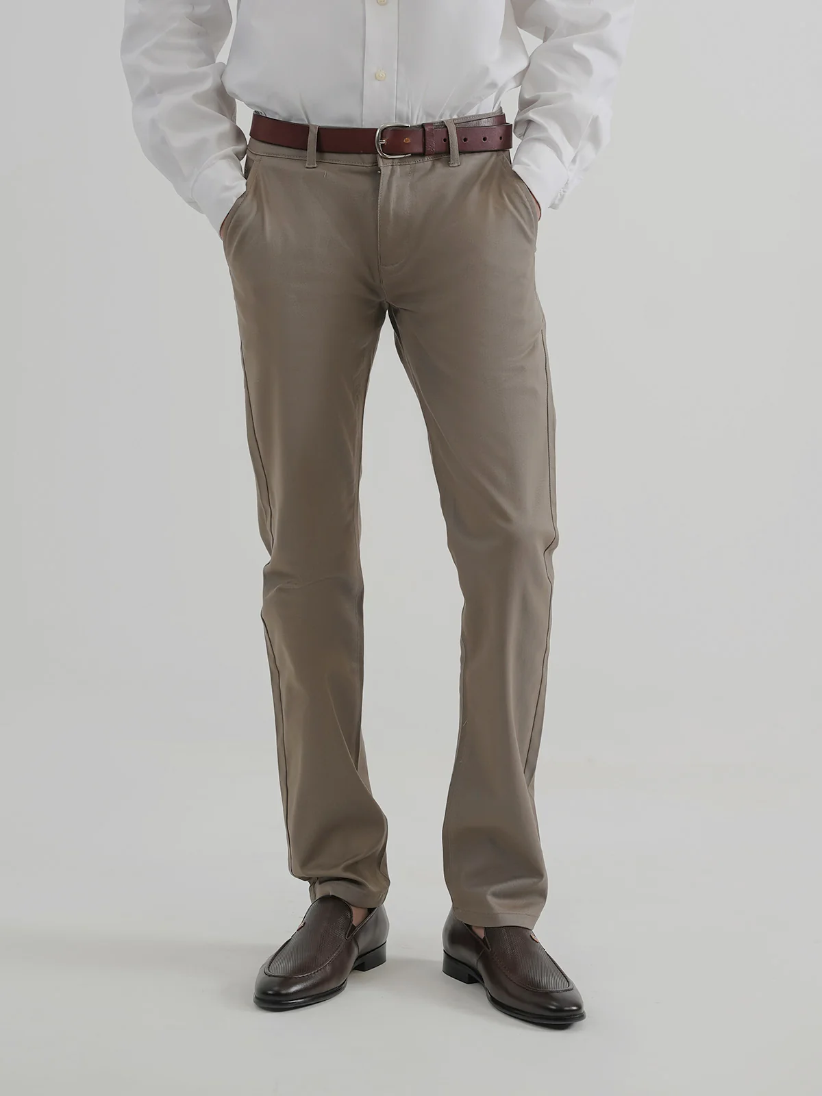 "KORBIN" Solid Slim Fit Twill Chino