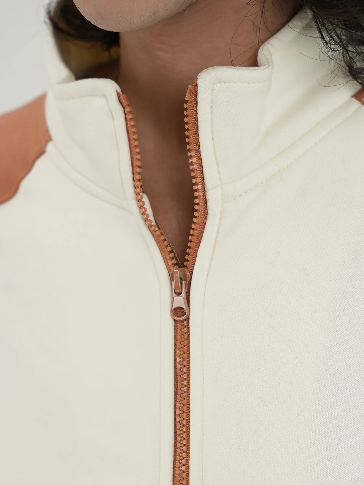 "KWINT" Cut & Sew Fleece Track Suit - Image 3