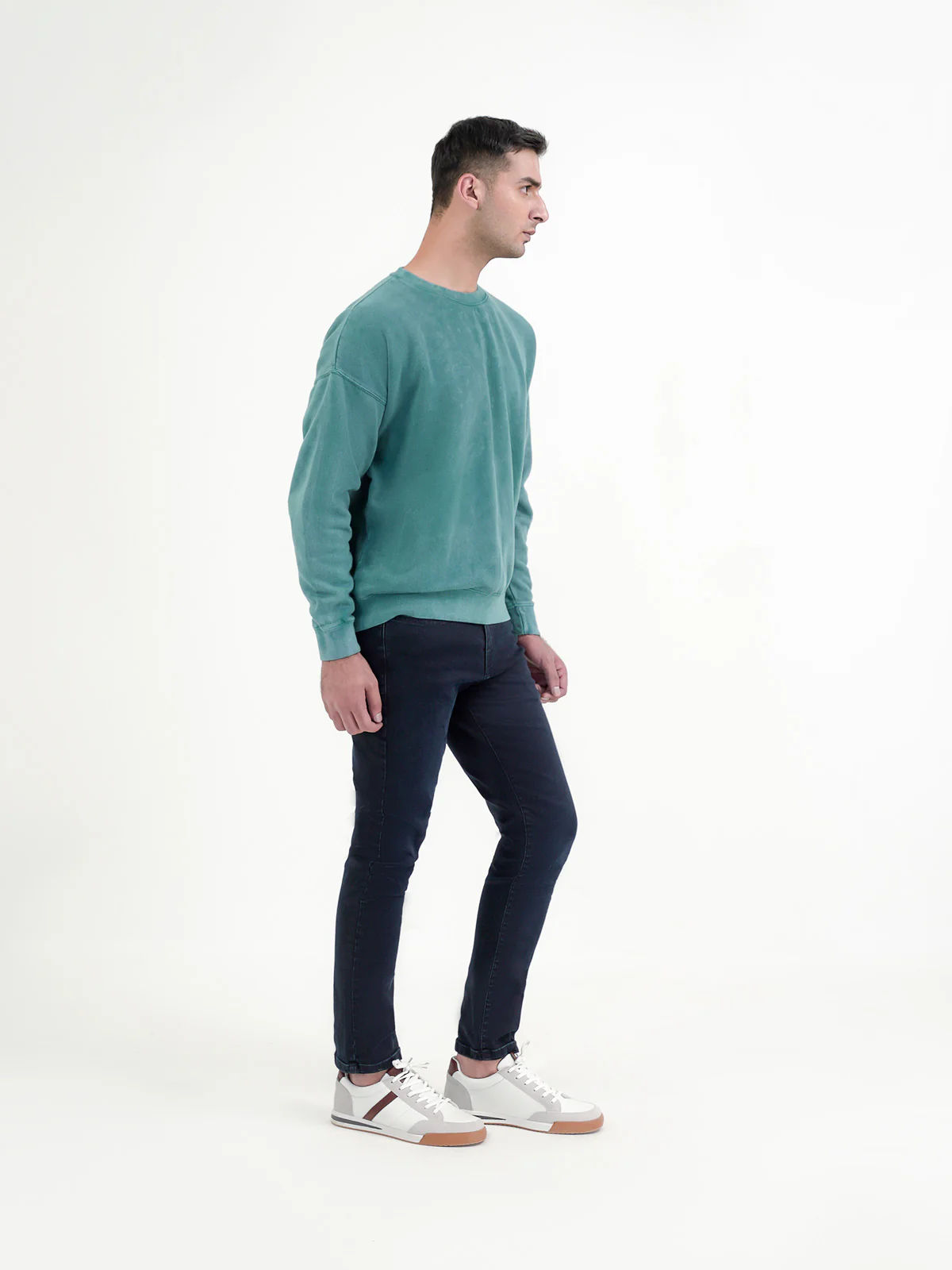 "LINUX" Casual Crew Neck Sweatshirt - Image 3