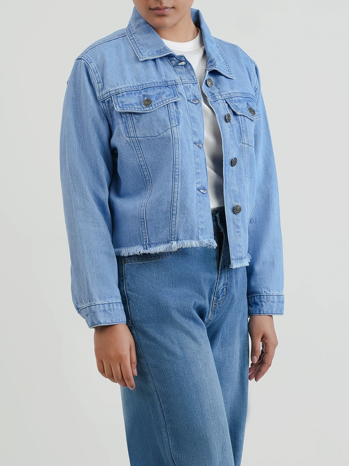 "LOPAKA" Relaxed Cropped Denim Jacket - Image 3