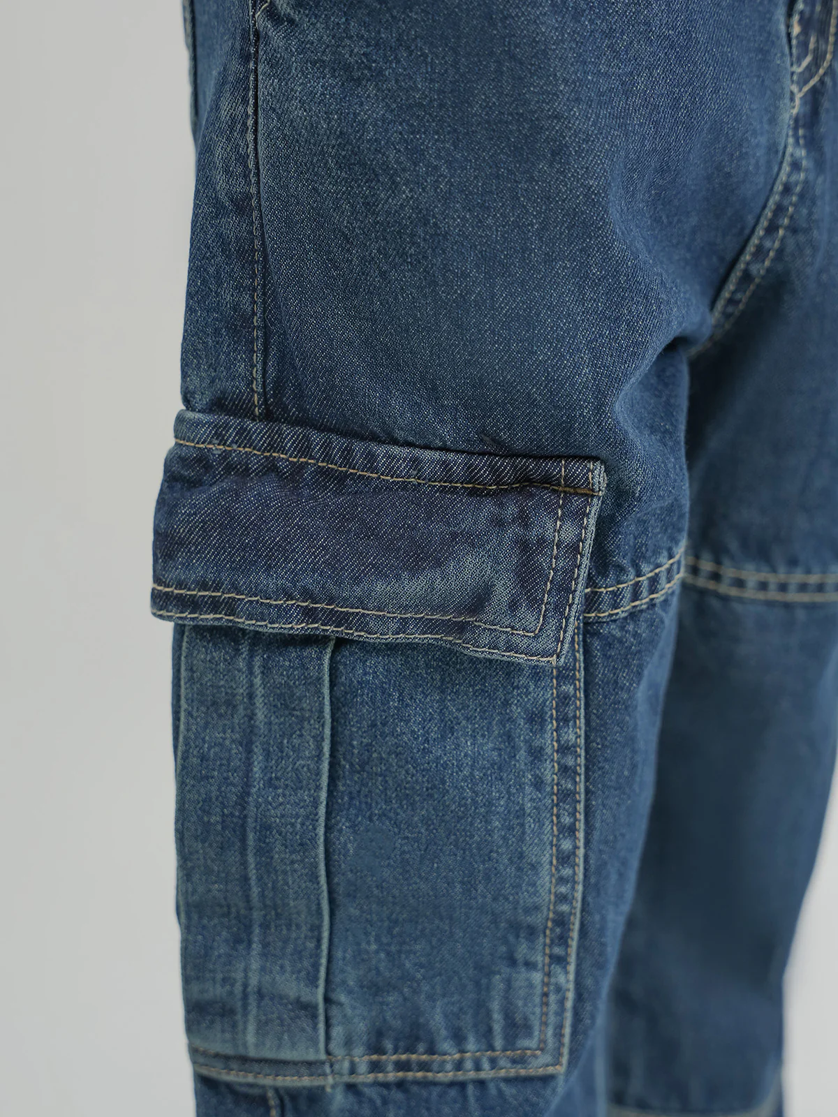 "MANDELL" Perfect Cargo Fit Denim Pant - Image 3