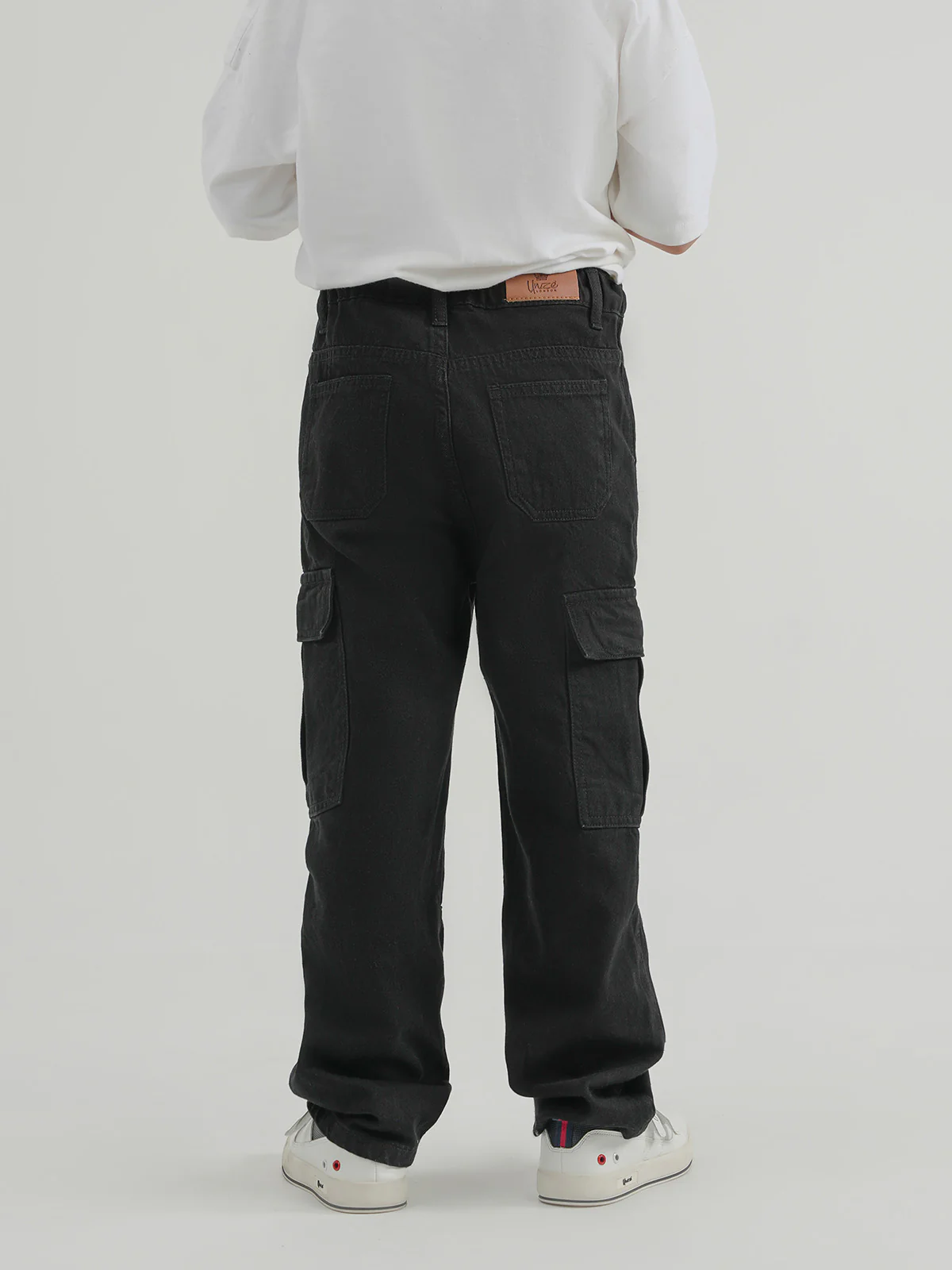 "MANDELL" Perfect Cargo Fit Denim Pant - Image 4