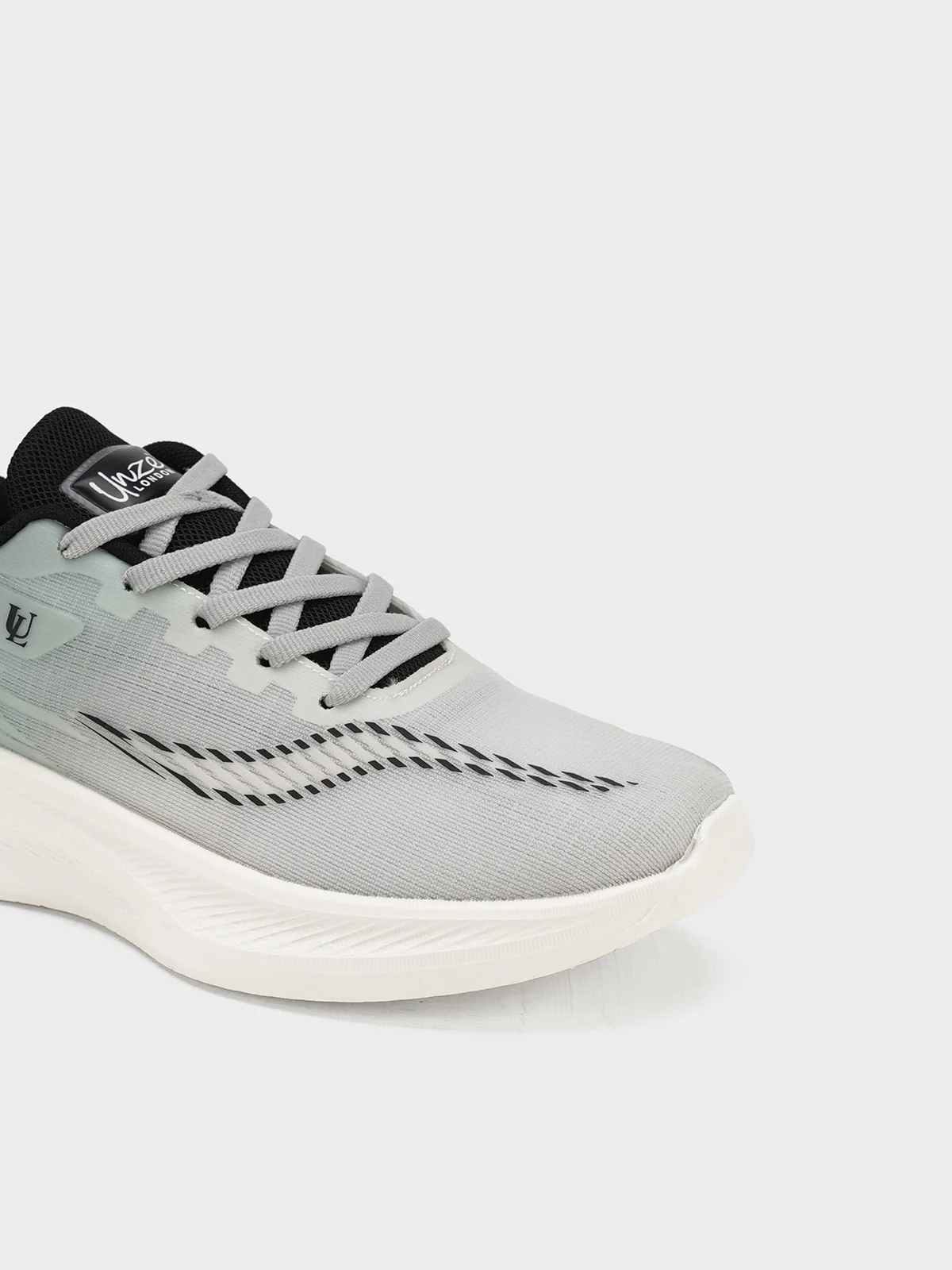 Men "AKUNA" Comfortable Lace Up Trainers - Image 4