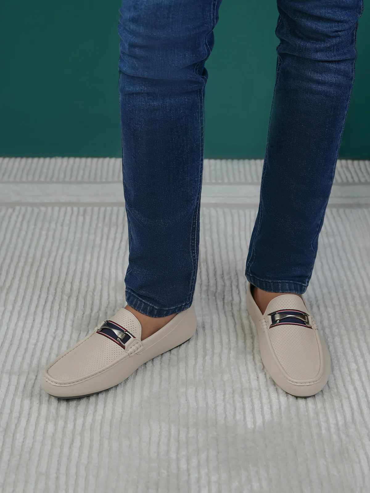 Men "ALDITH" Soft Buckle Detail Moccasins - Image 6