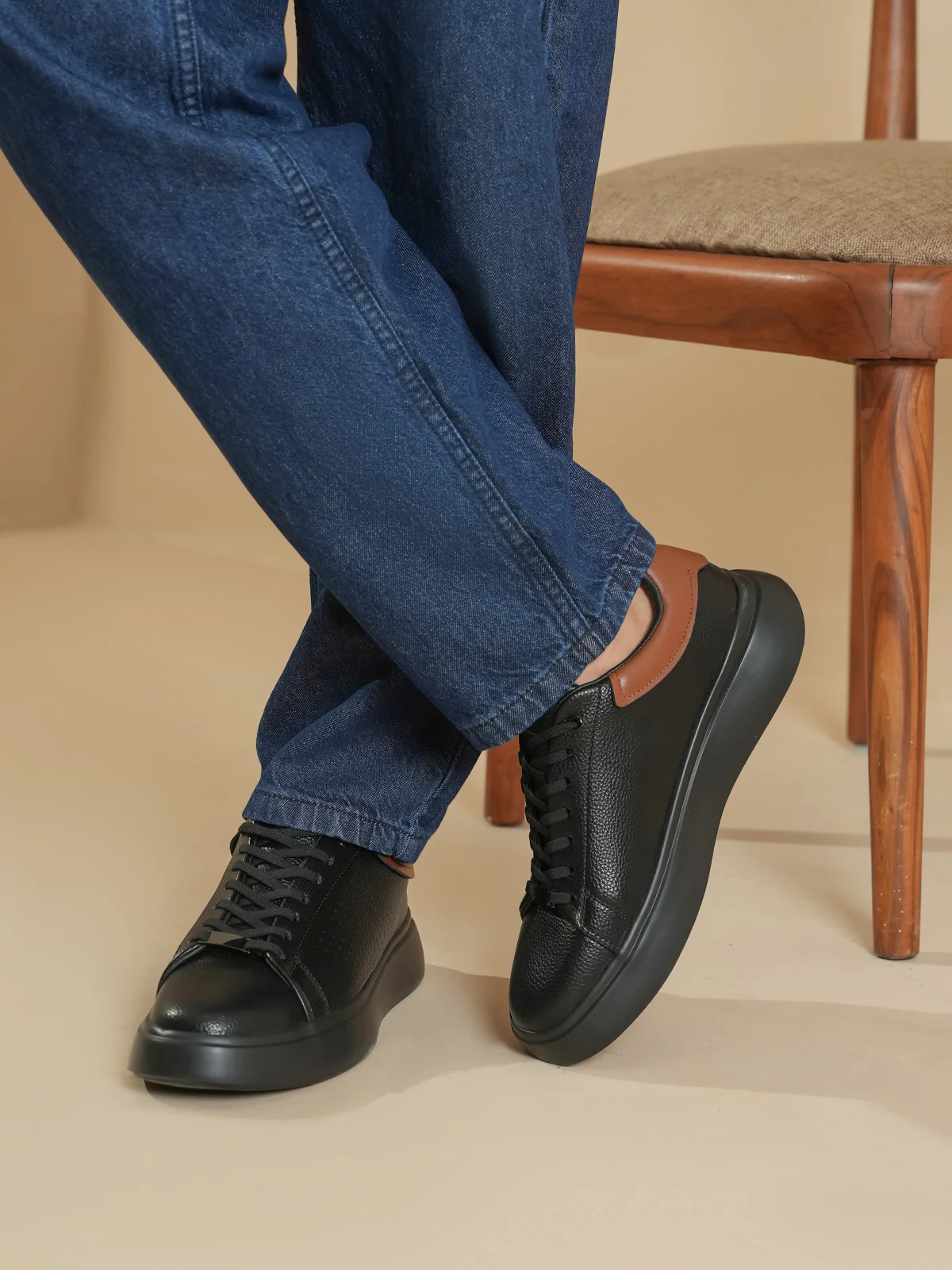 Men "AROHA" Comfort Lace Up Trainers - Image 10