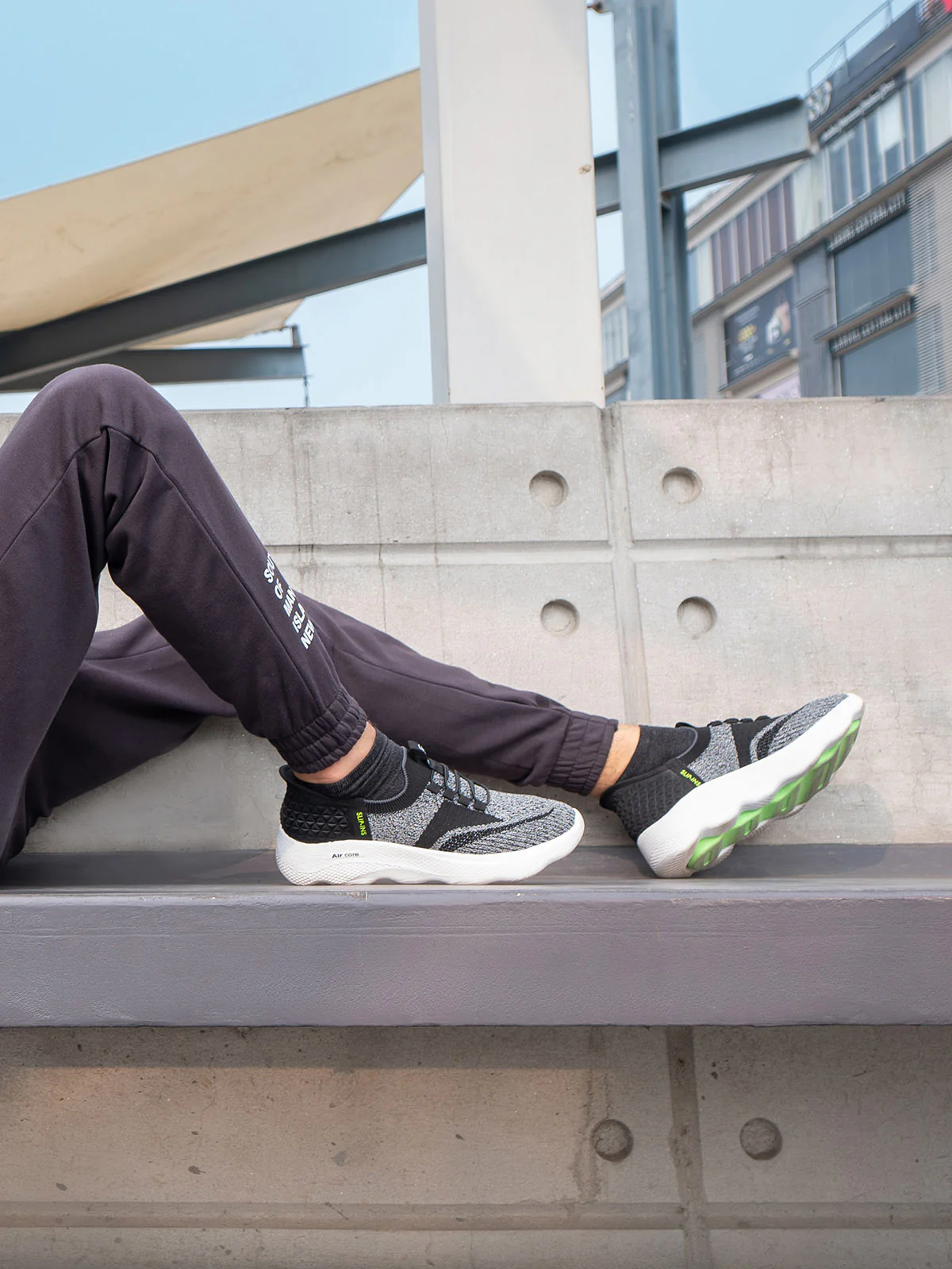 Men "AUGIE" Trendy Effortless Trainers - Image 3