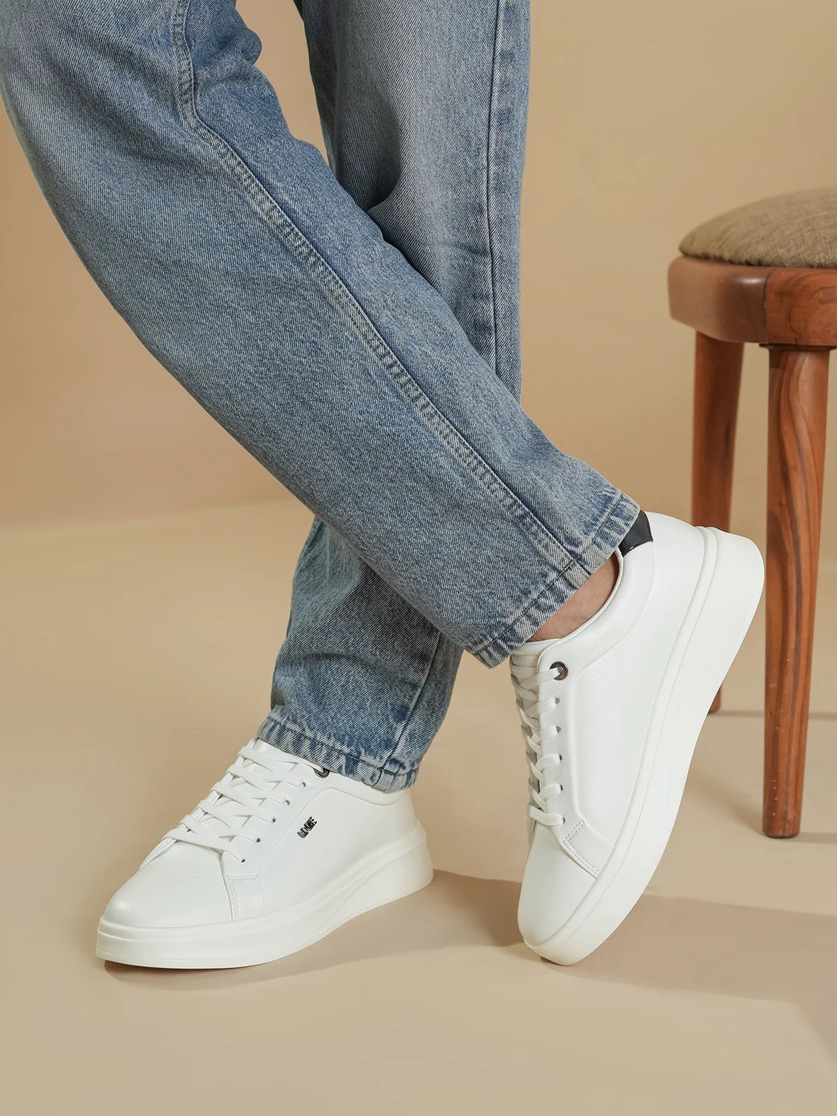 Men "AVICE" Classic Lace Up Trainers - Image 3