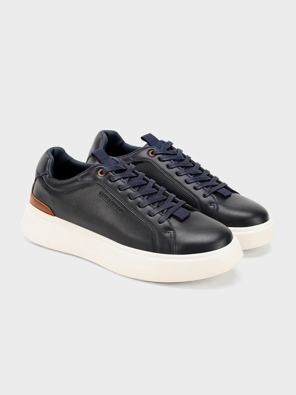 Men "CITLALLI" Classic Lace Up Trainers - Image 4