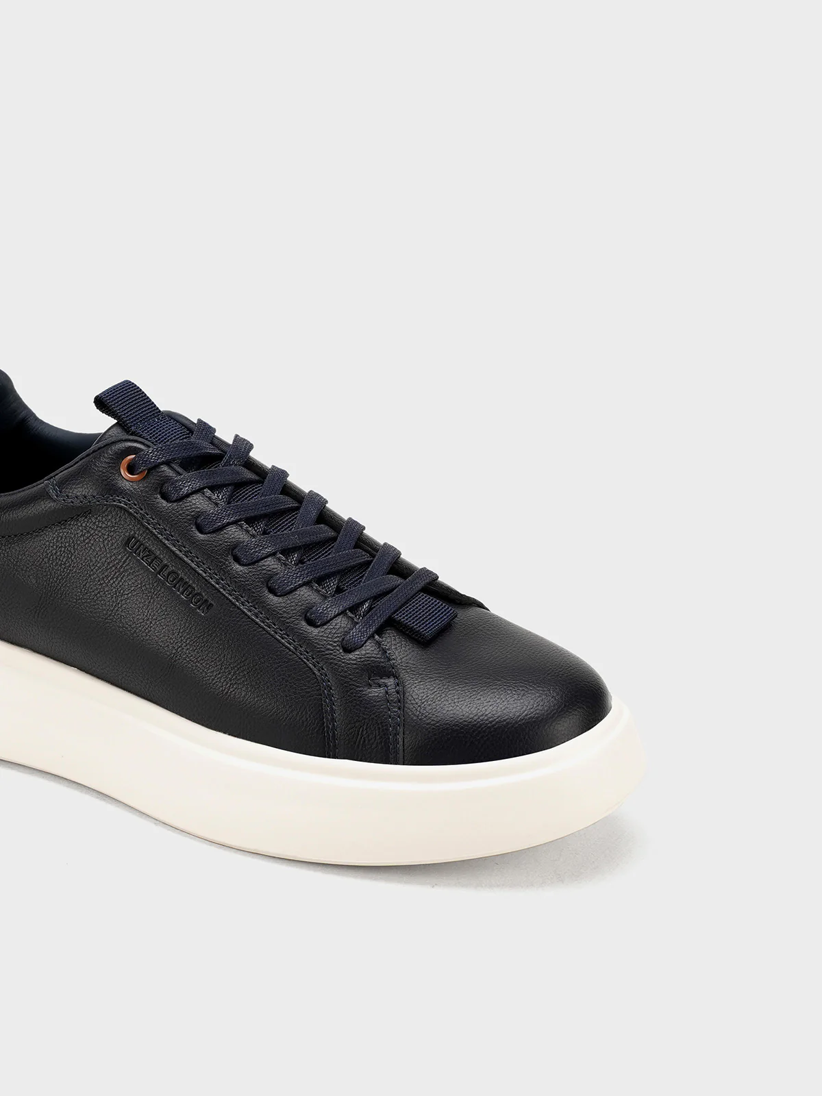 Men "CITLALLI" Classic Lace Up Trainers - Image 7