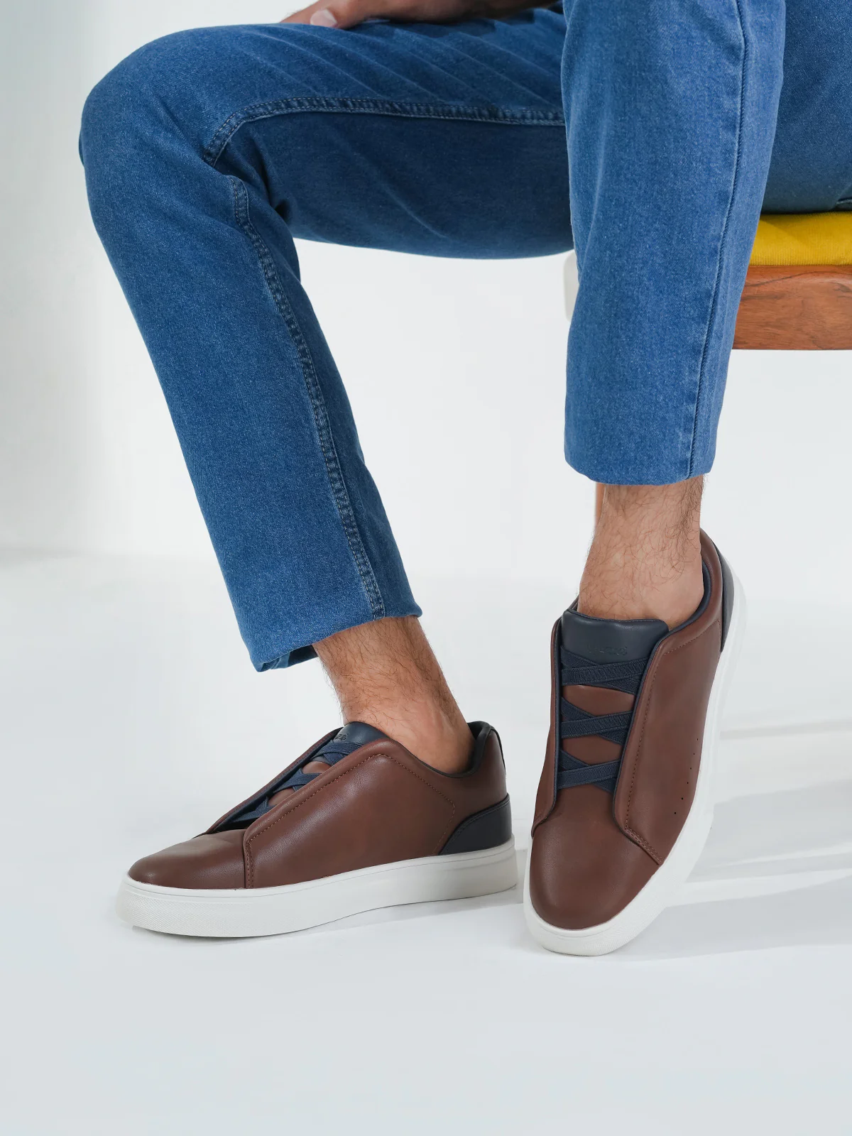 Men "DACEY" Comfort Lace Up Trainers