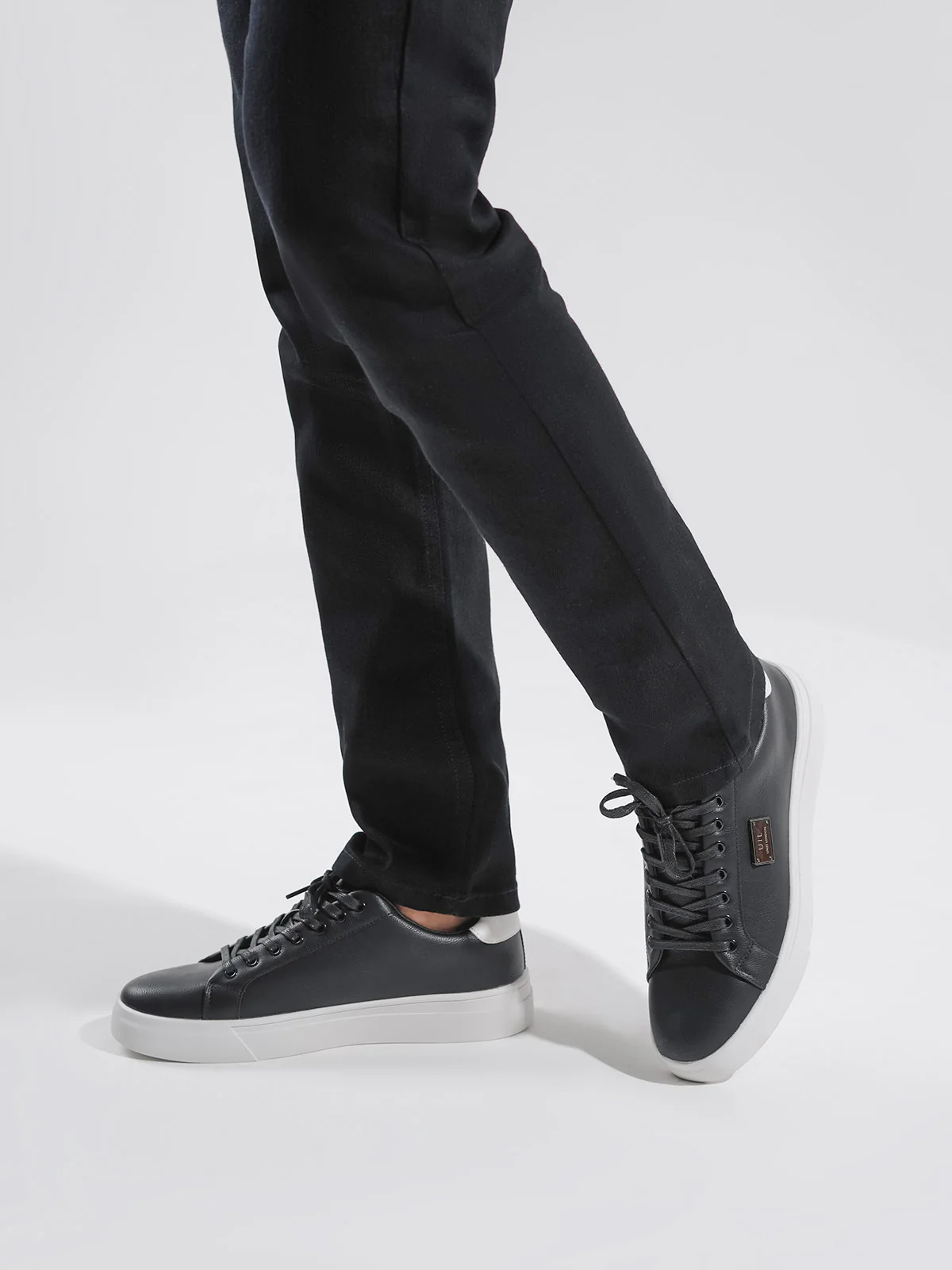 Men "DARVIN" Casual Wear Trendy Trainers - Image 3