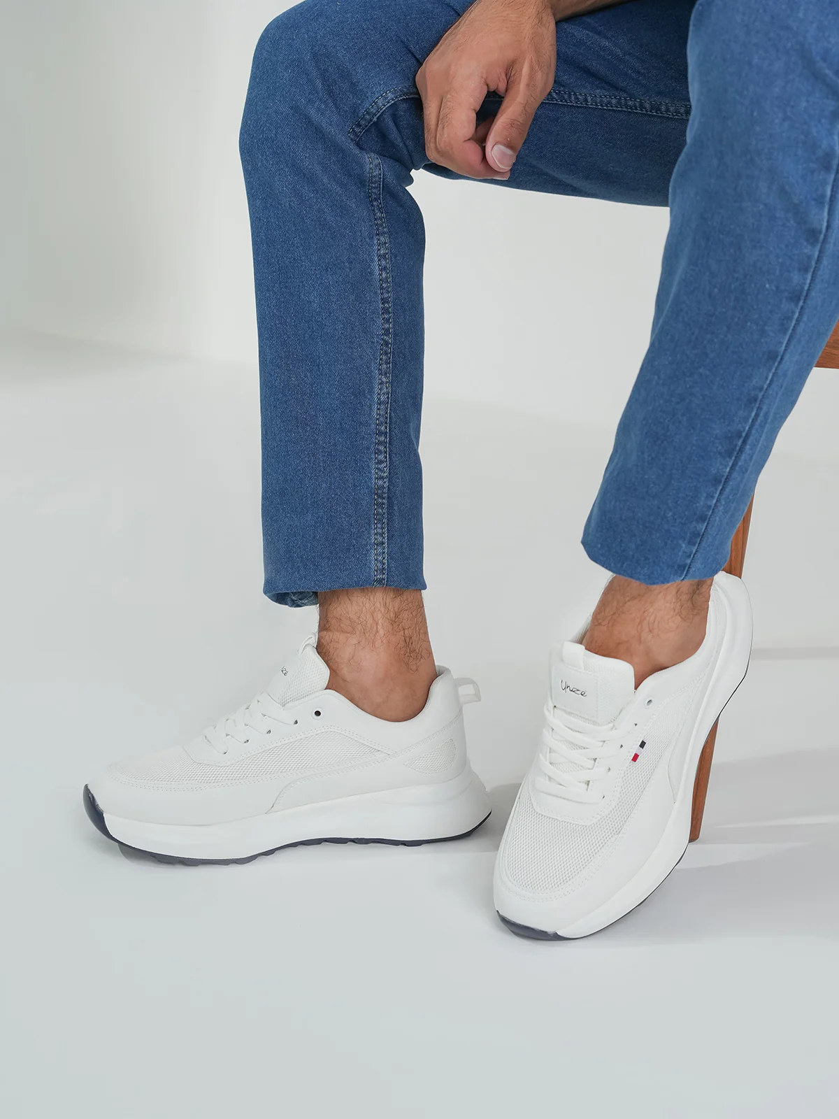 Men "DUSTIN" Comfort and Daily Wear Trainers