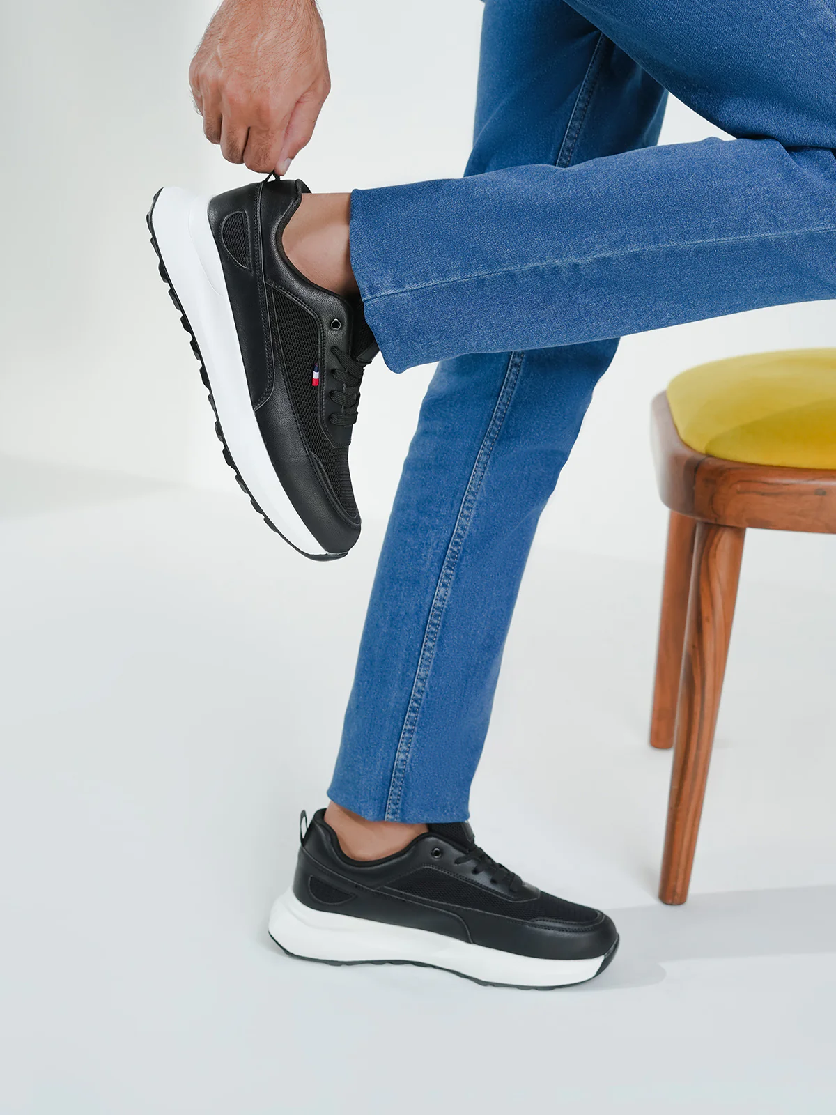 Men "DUSTIN" Comfort and Daily Wear Trainers - Image 10