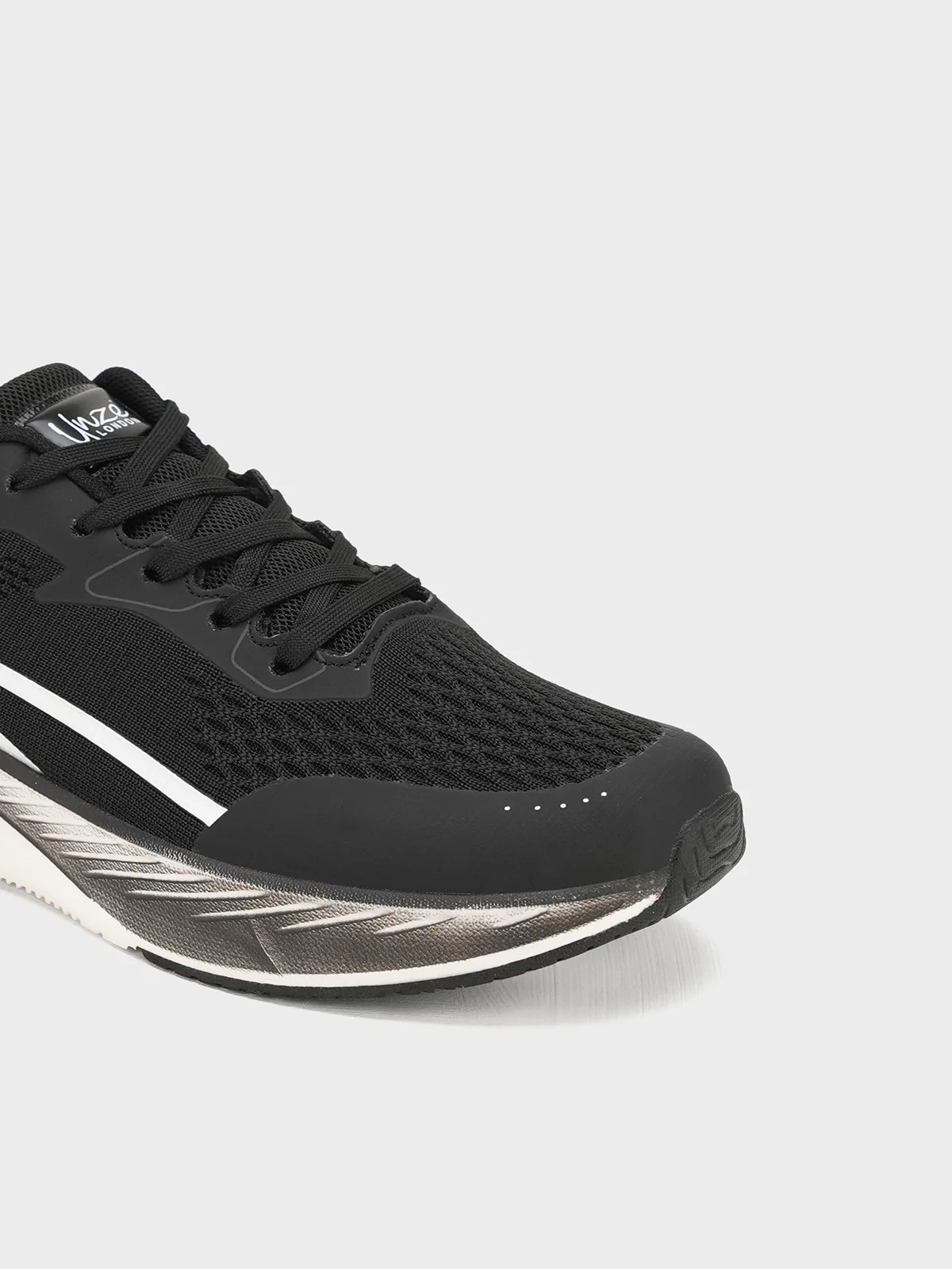 Men "ERMIAS" Classic Lace Up Trainers - Image 4