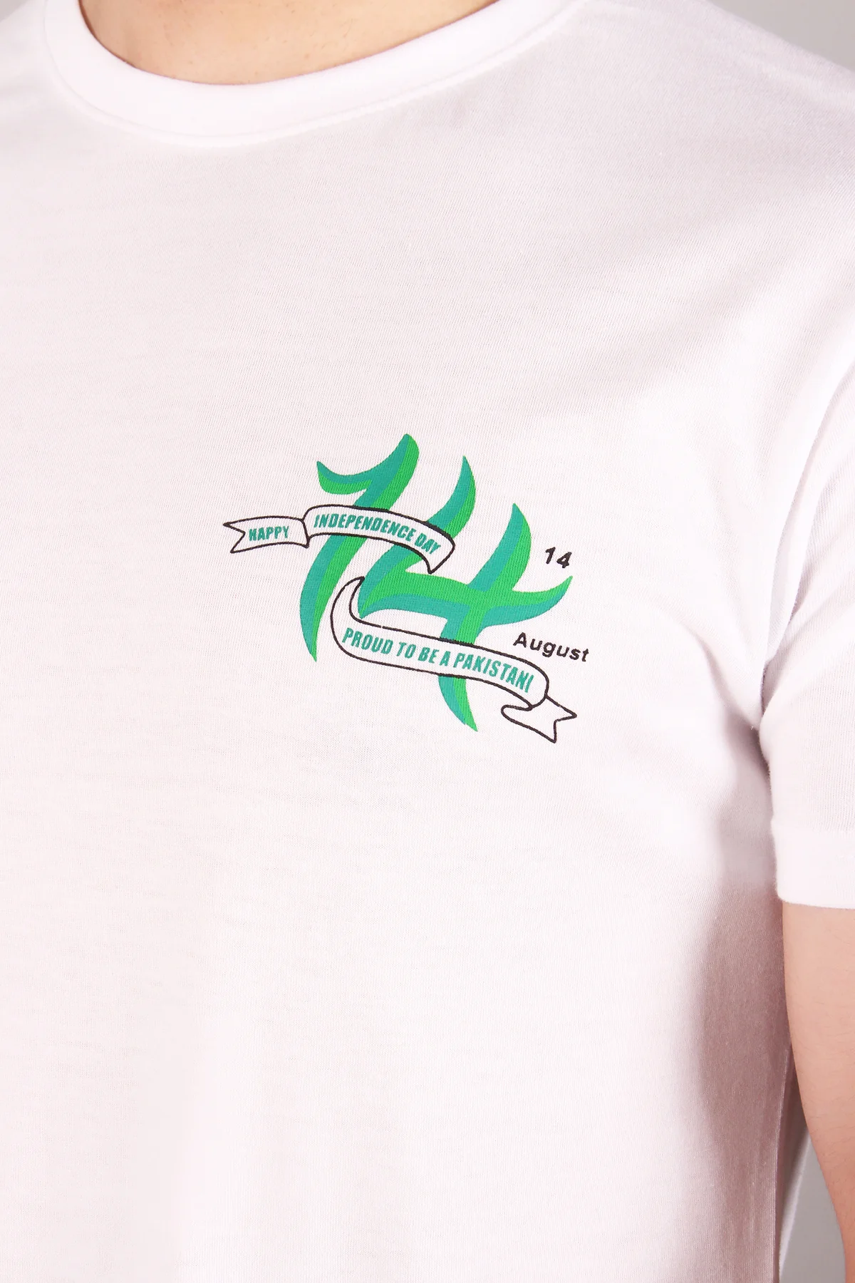 "NEZZ" Classic Crew Neck Graphic T-Shirt - Image 4