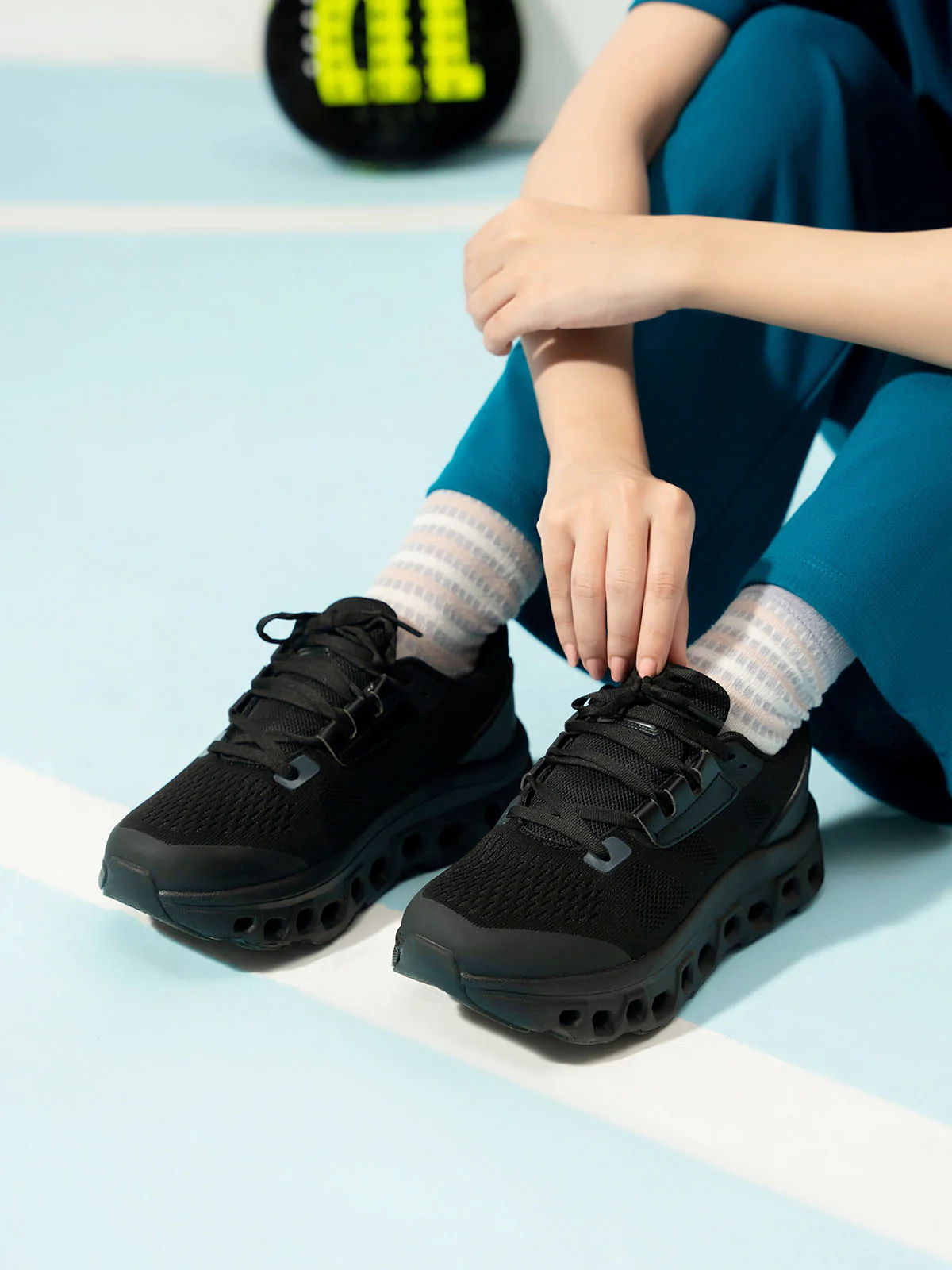Men "RCARDO" Casual Perfect Fit Trainers - Image 10