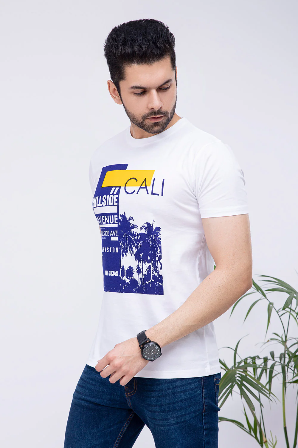 "Fred" Crewneck T-Shirt in Cotton - Image 3