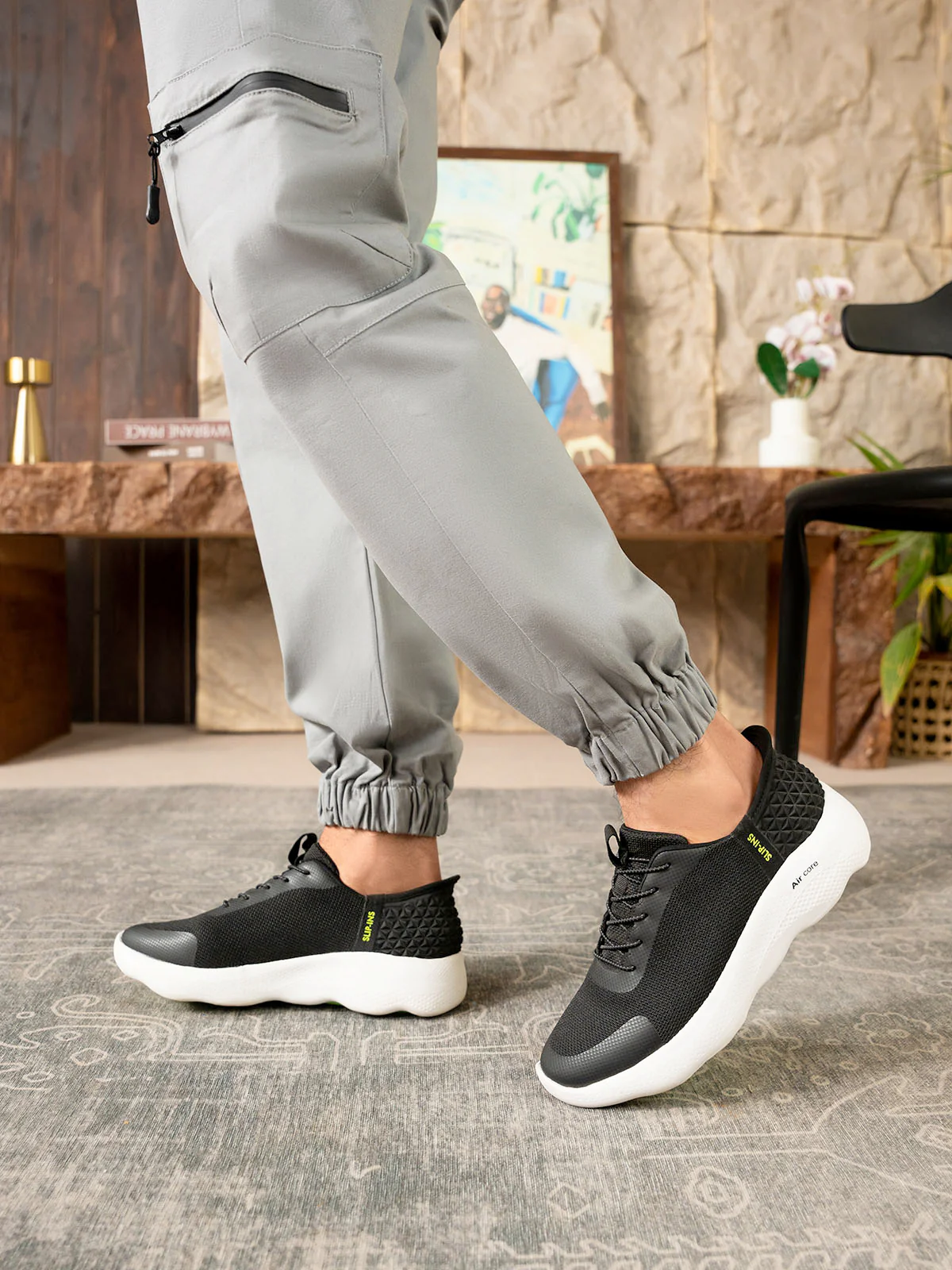 Men "TANERB" Lightweight Casual Trainers - Image 10