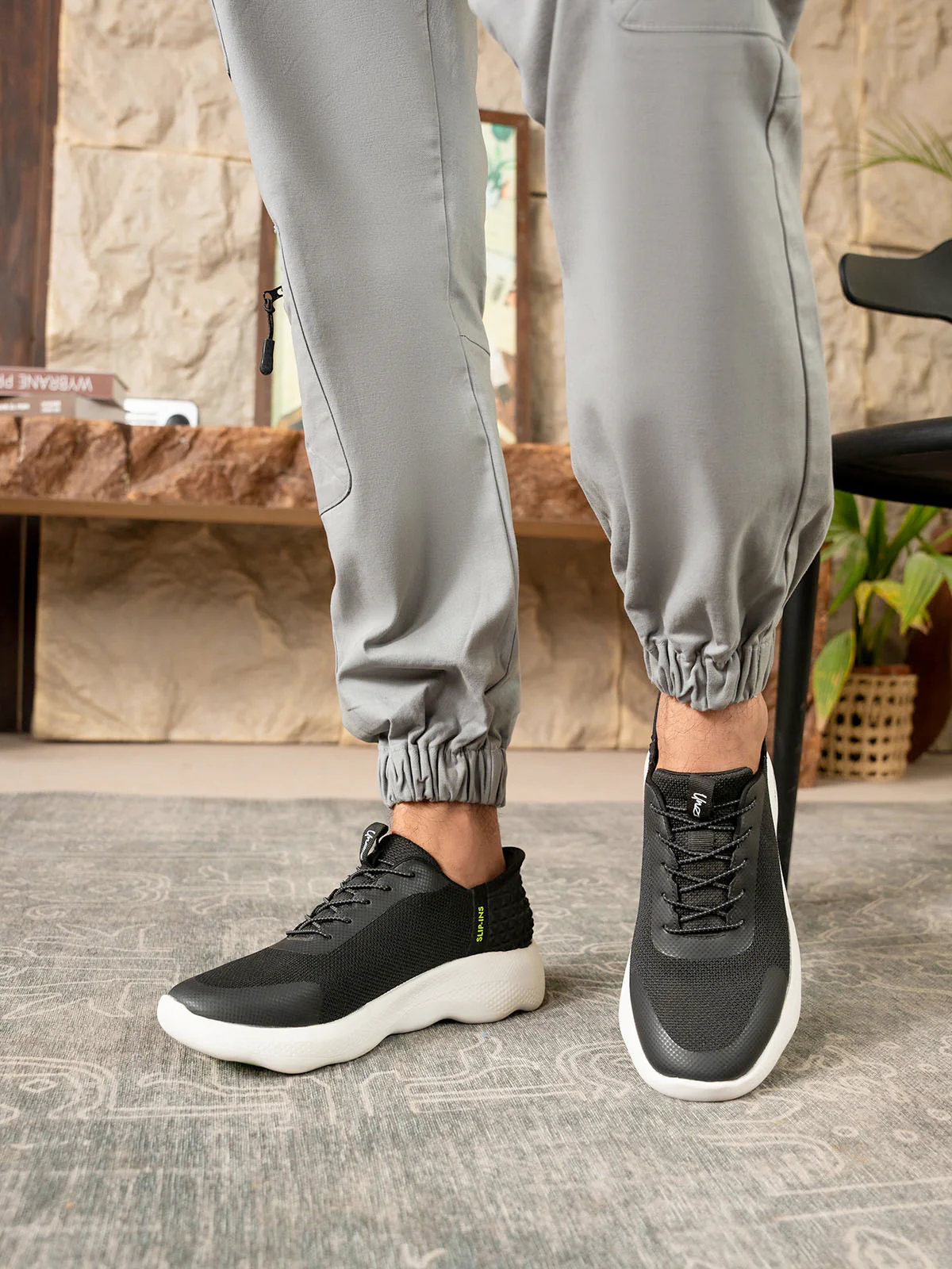 Men "TANERB" Lightweight Casual Trainers - Image 11