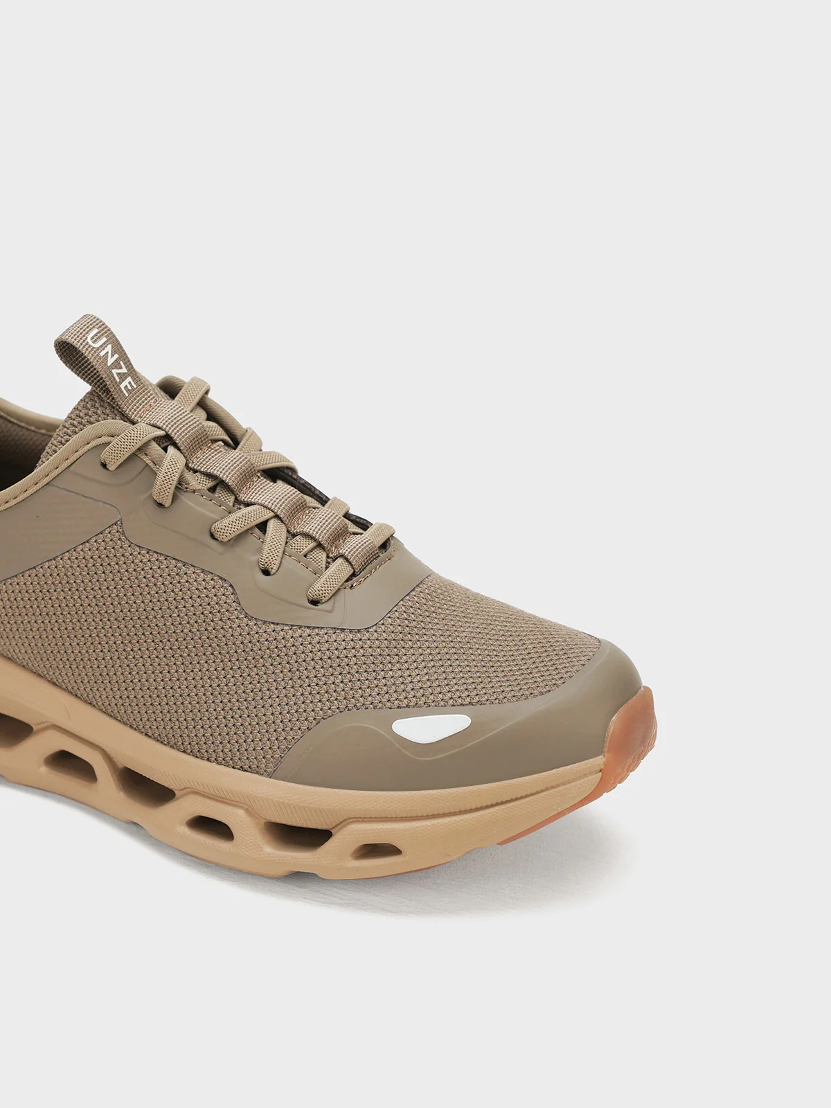 Men "TRAVIB" Soft Fabric Trainers - Image 7