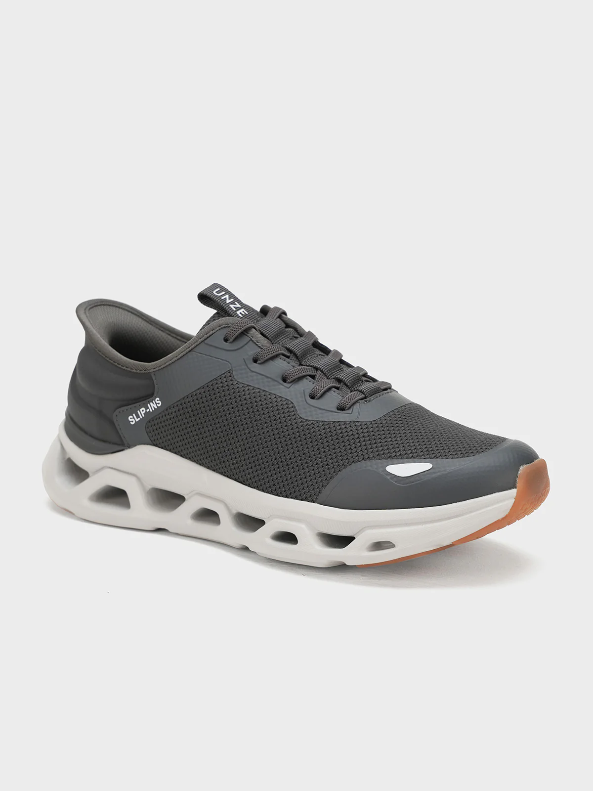 Men "TRAVIB" Soft Fabric Trainers - Image 2