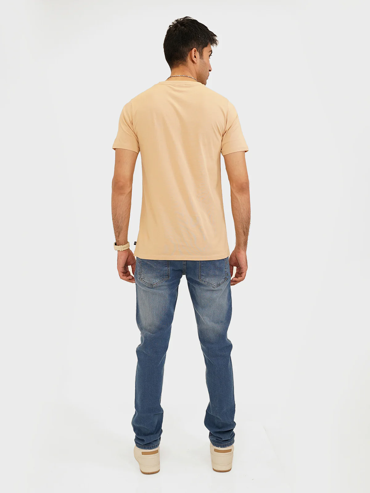 Mens "AKIVA" Plain Regular Fit T-Shirt - Image 4