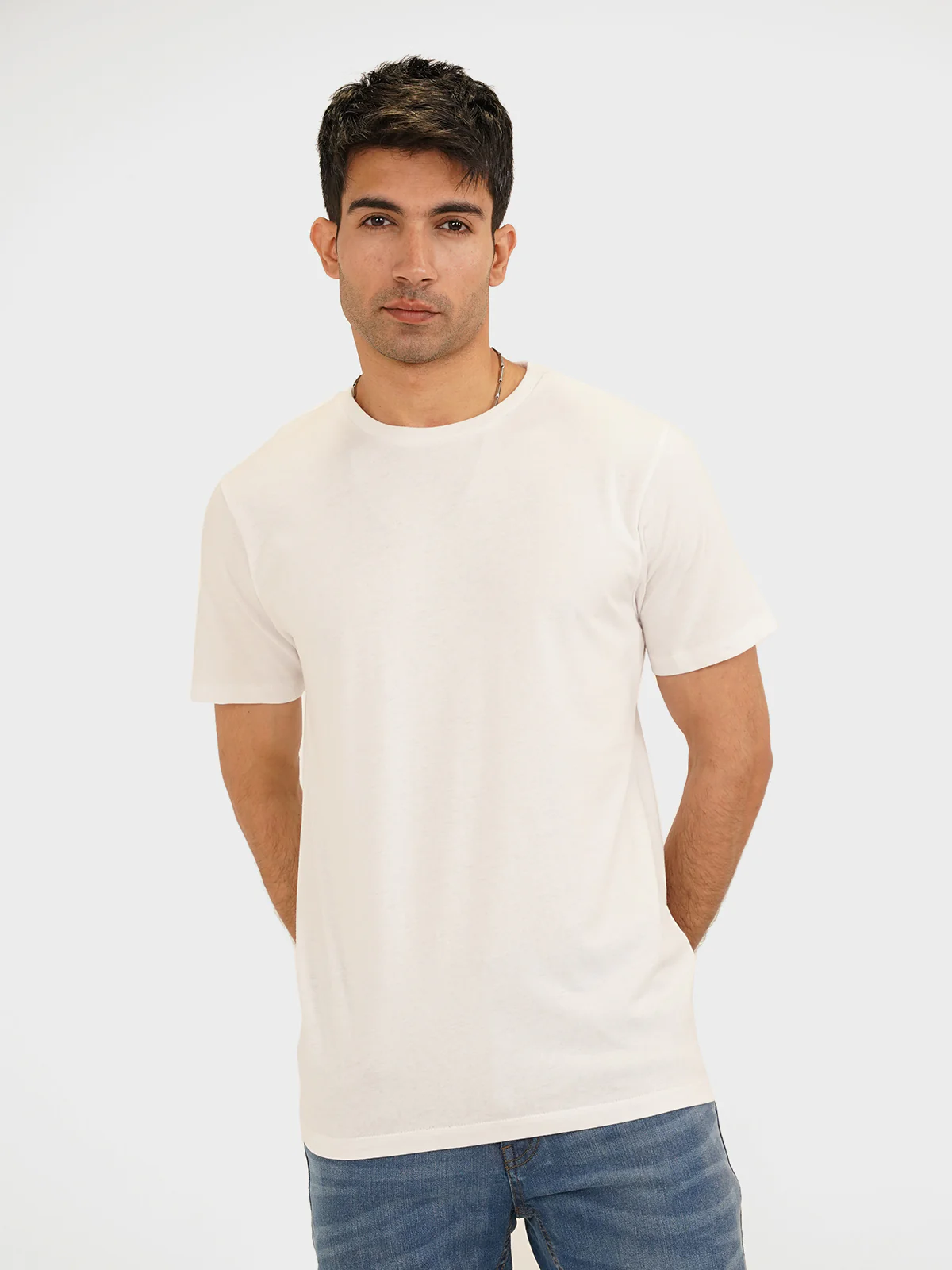 "AKIVA" Plain Regular Fit T-Shirt - Image 3