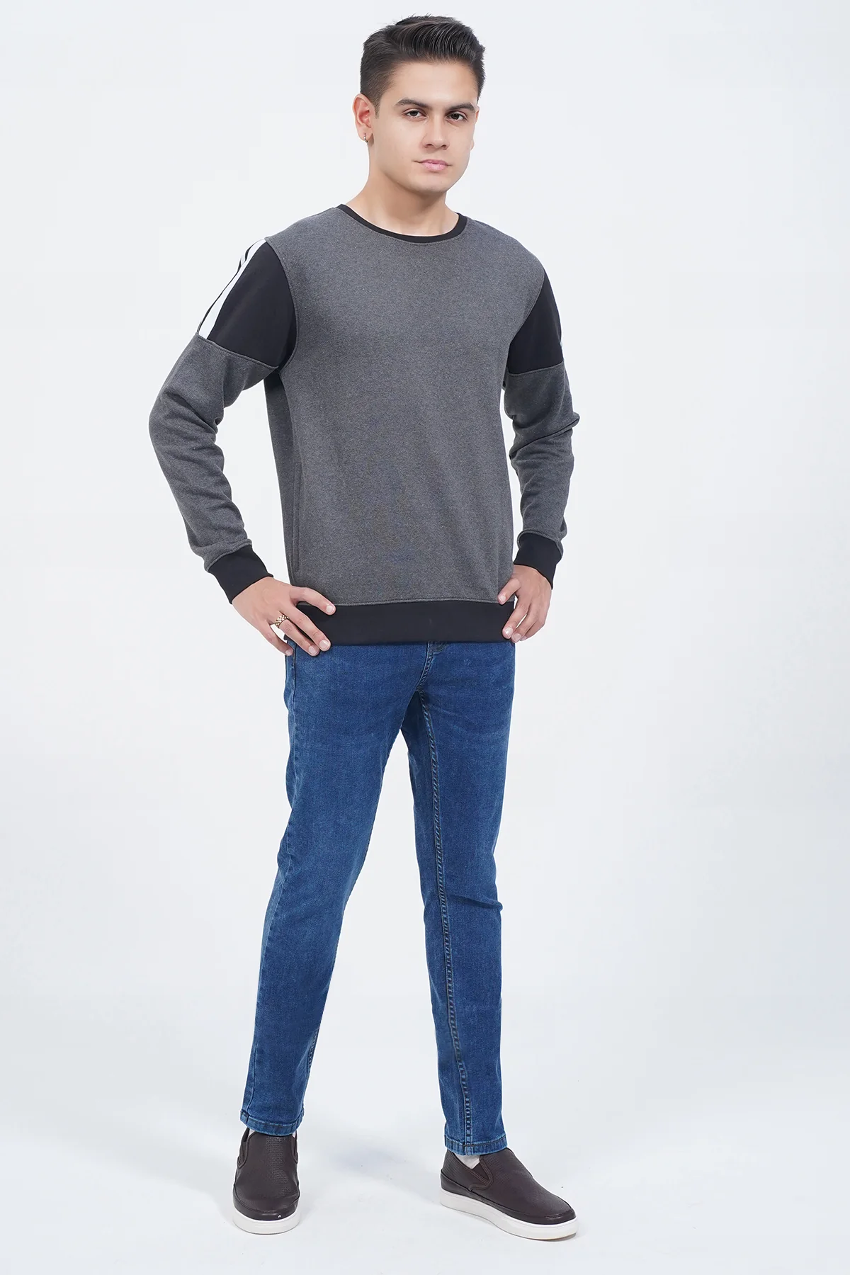 Mens "DARIEL" Crew Neck Long Sleeves Sweatshirt - Image 2