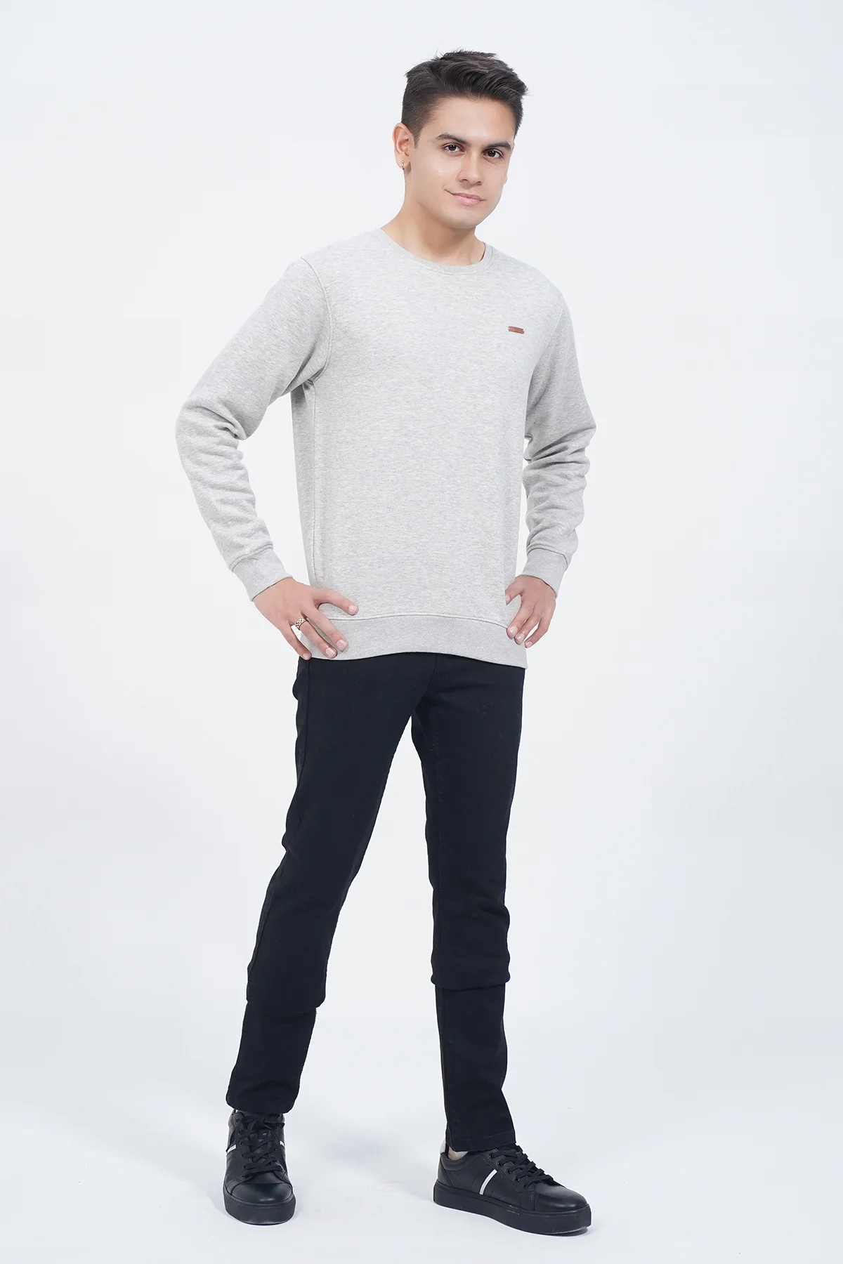 Mens "DELMAS" Crewneck Long Sleeves Sweat Shirt - Image 4