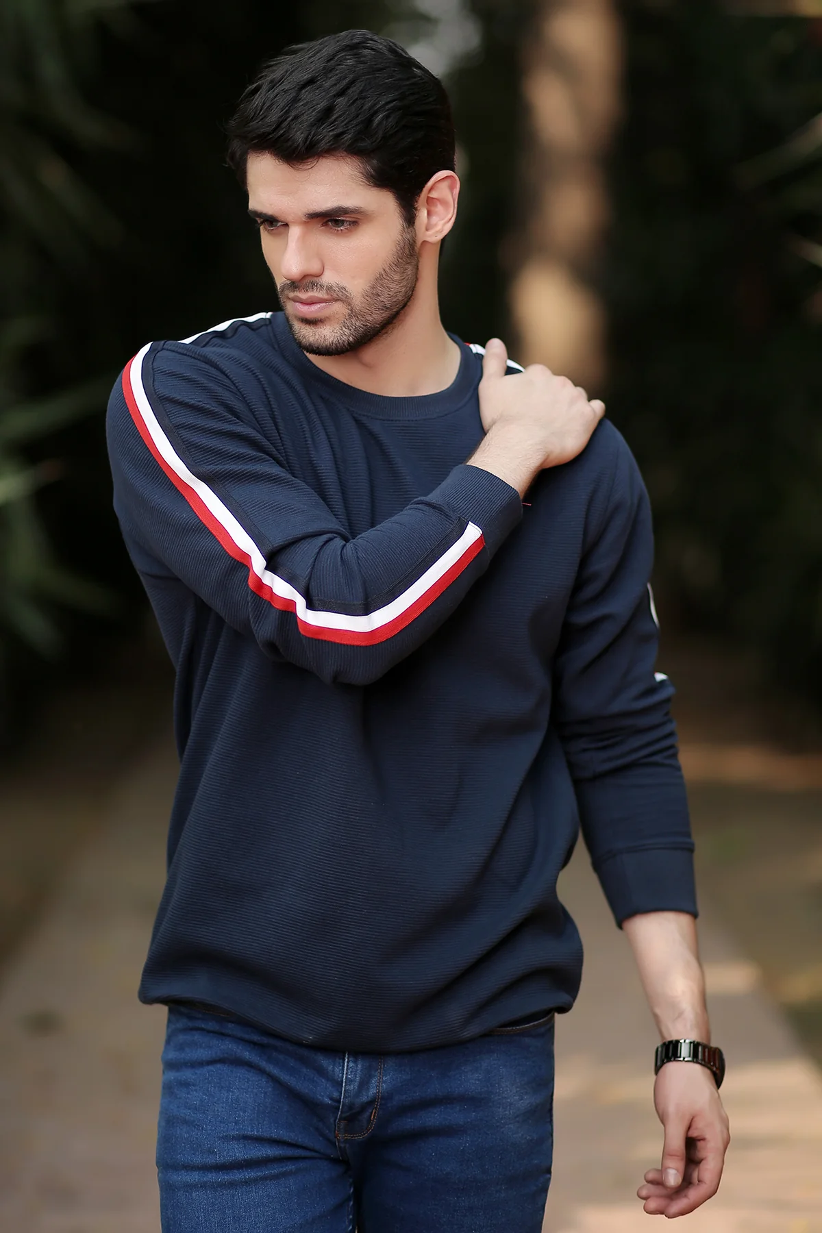 "GIAN" Crewneck Winter Pullover Sweatshirt - Image 3