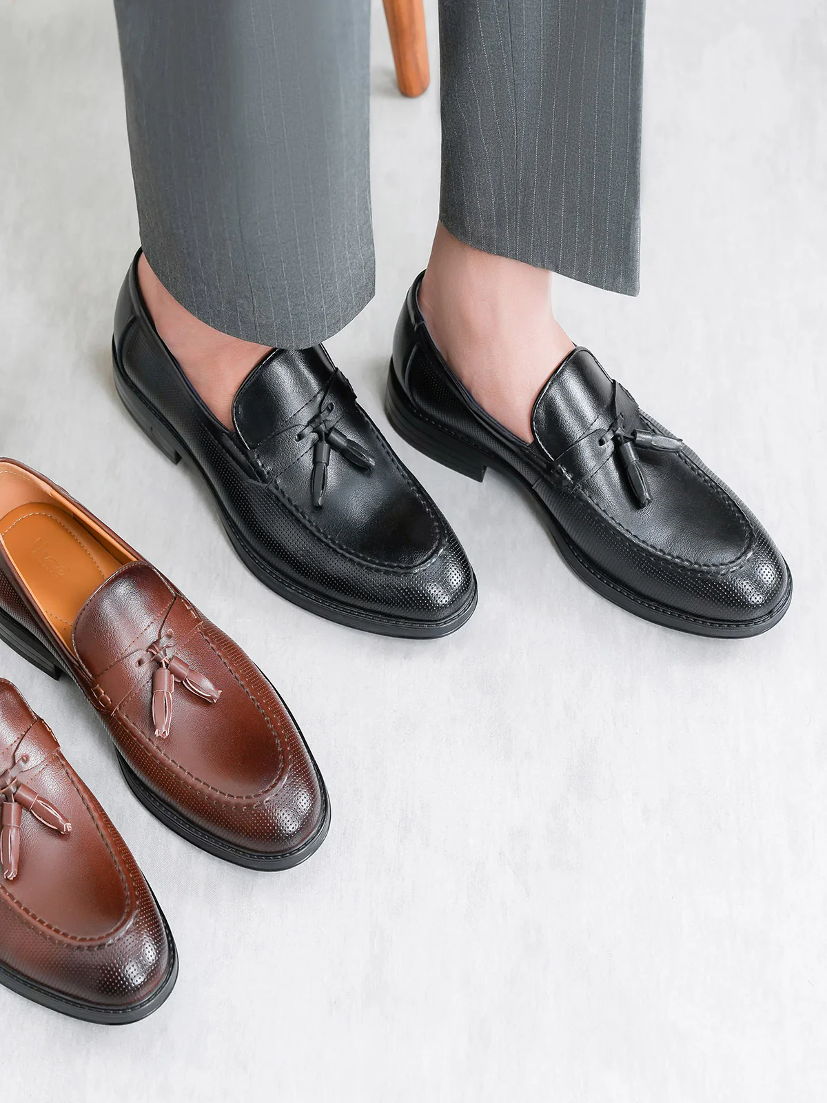 Mens "GRAY" Round Toe Leather Formal Shoes - Image 3