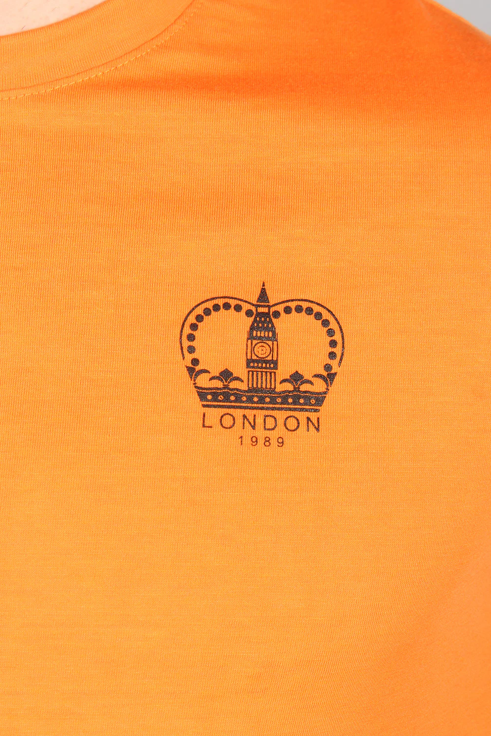 "GUAZ" Crew Neck Slim Fit T-Shirt - Image 4