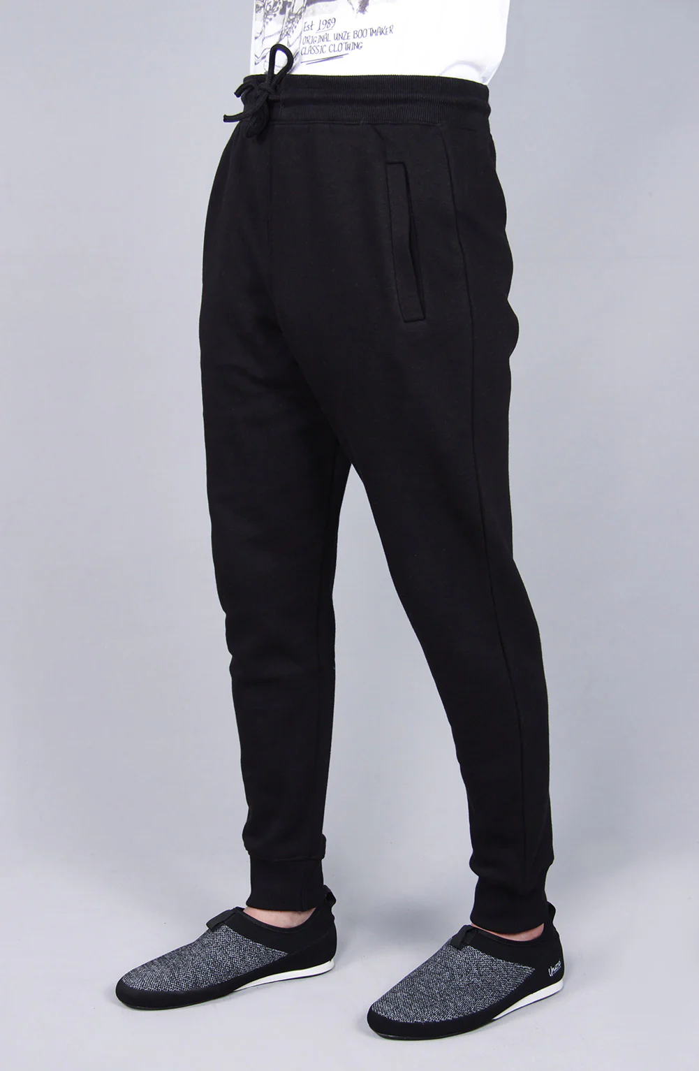 Men's "JOHNNIE" Closed Bottom Lightweight Trousers - Image 2