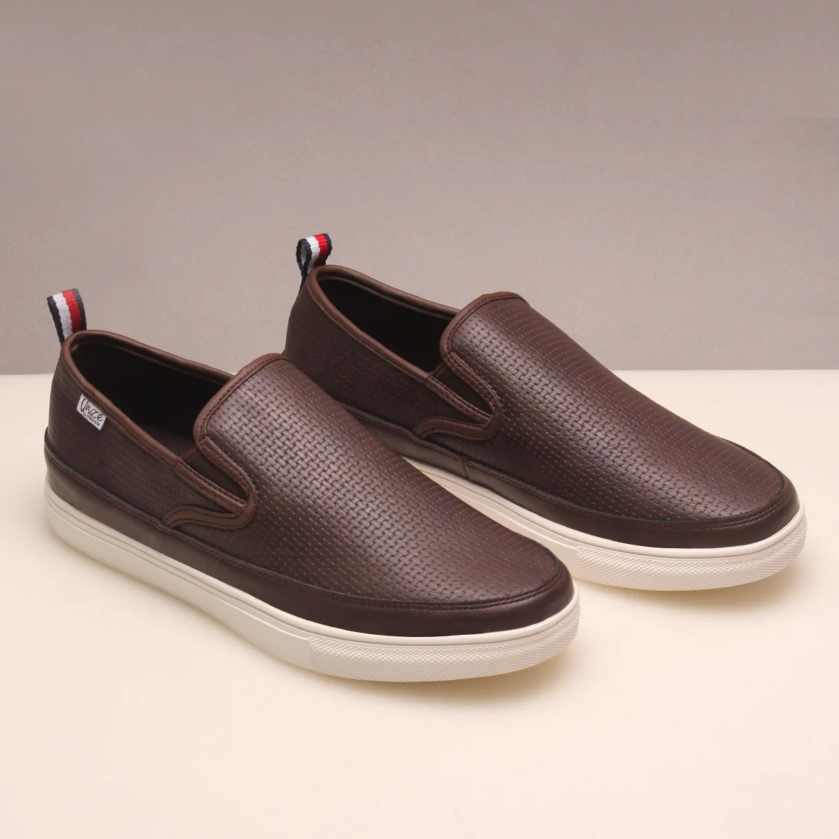 Mens "KALYCA" Slip On Casual Sports Trainers - Image 6