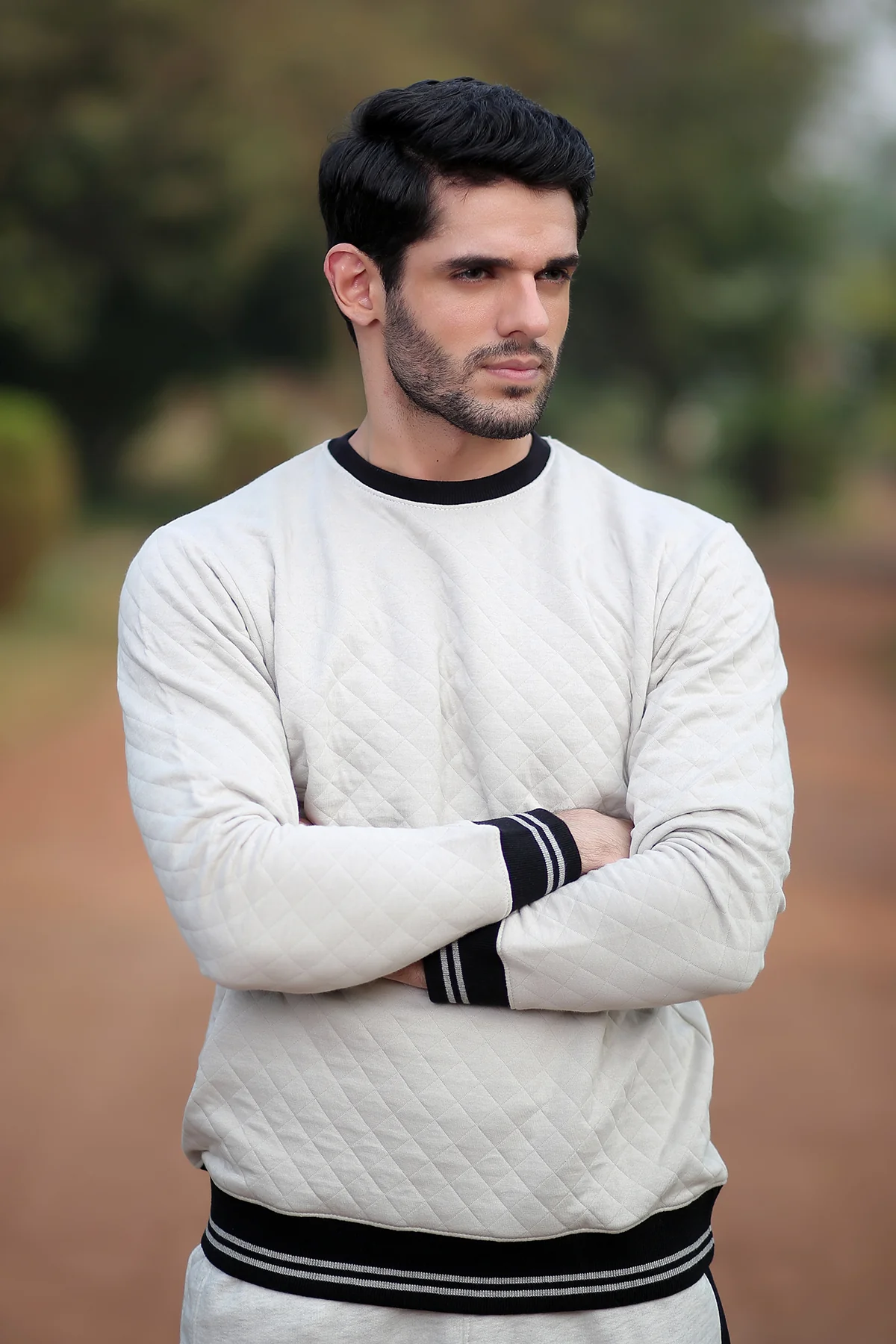 "KIATE" Crew Neck Winter Pullover Sweatshirt - Image 3