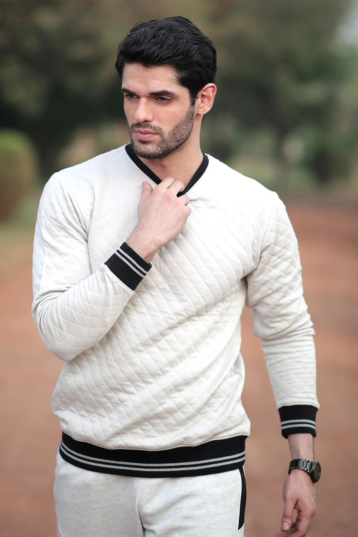 "KIATE" Crew Neck Winter Pullover Sweatshirt - Image 4