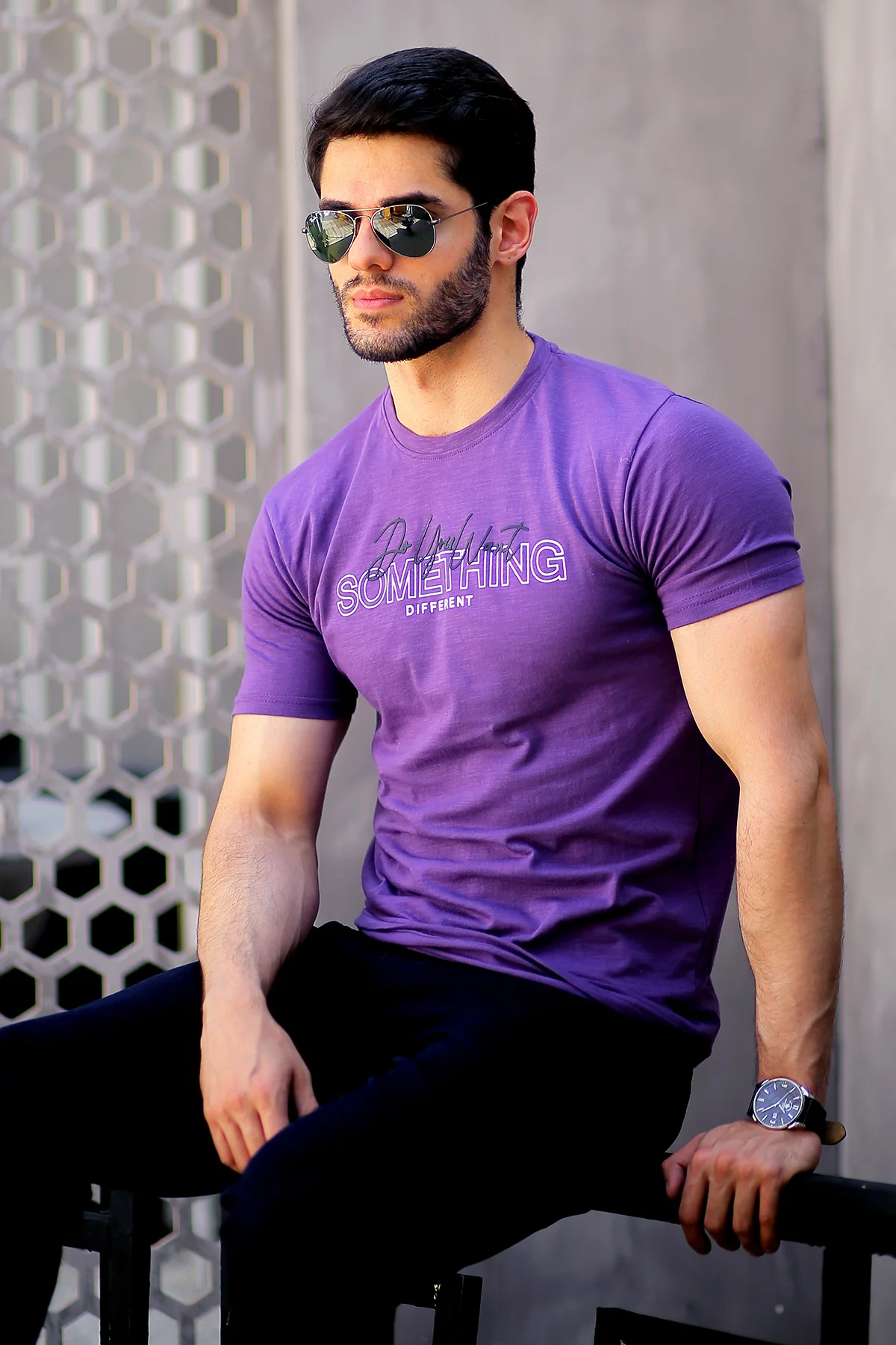 Mens "MIGXY" Graphic Casual T-Shirt - Image 2